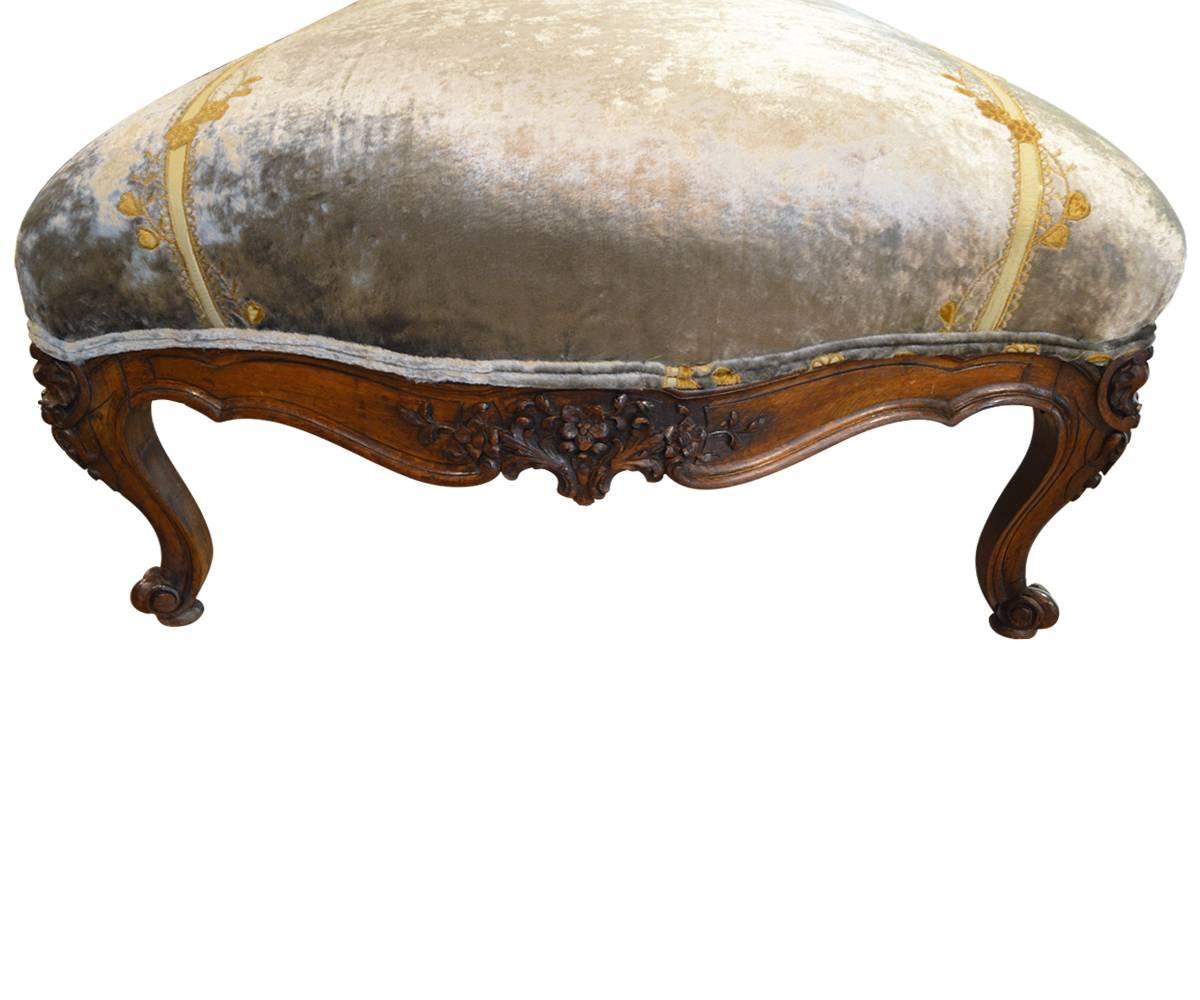 Louis XV Antique French Walnut Chaise Longue