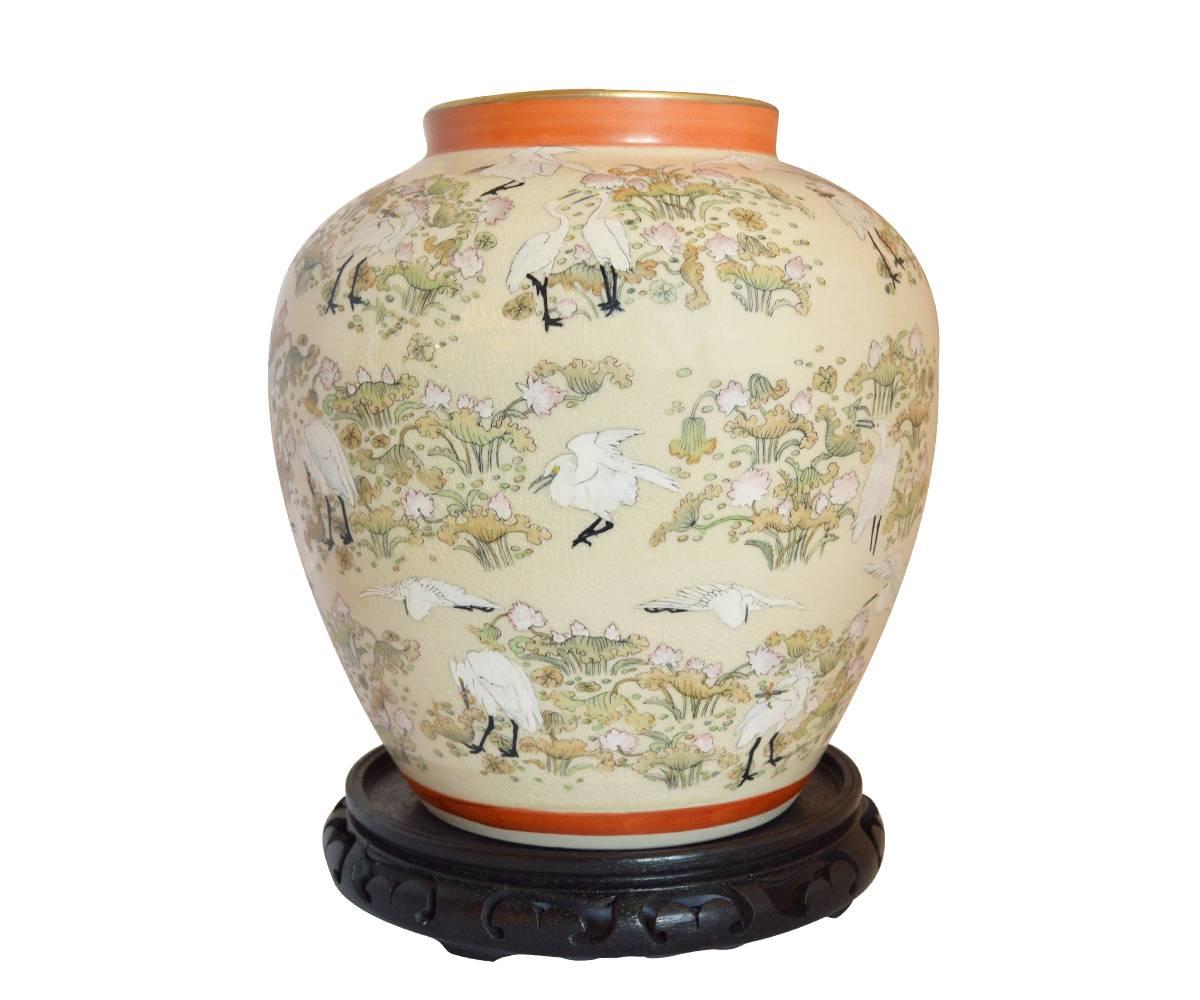 Pair of Antique Japanese Satsuma Jars with Stands In Good Condition In Laguna Beach, CA