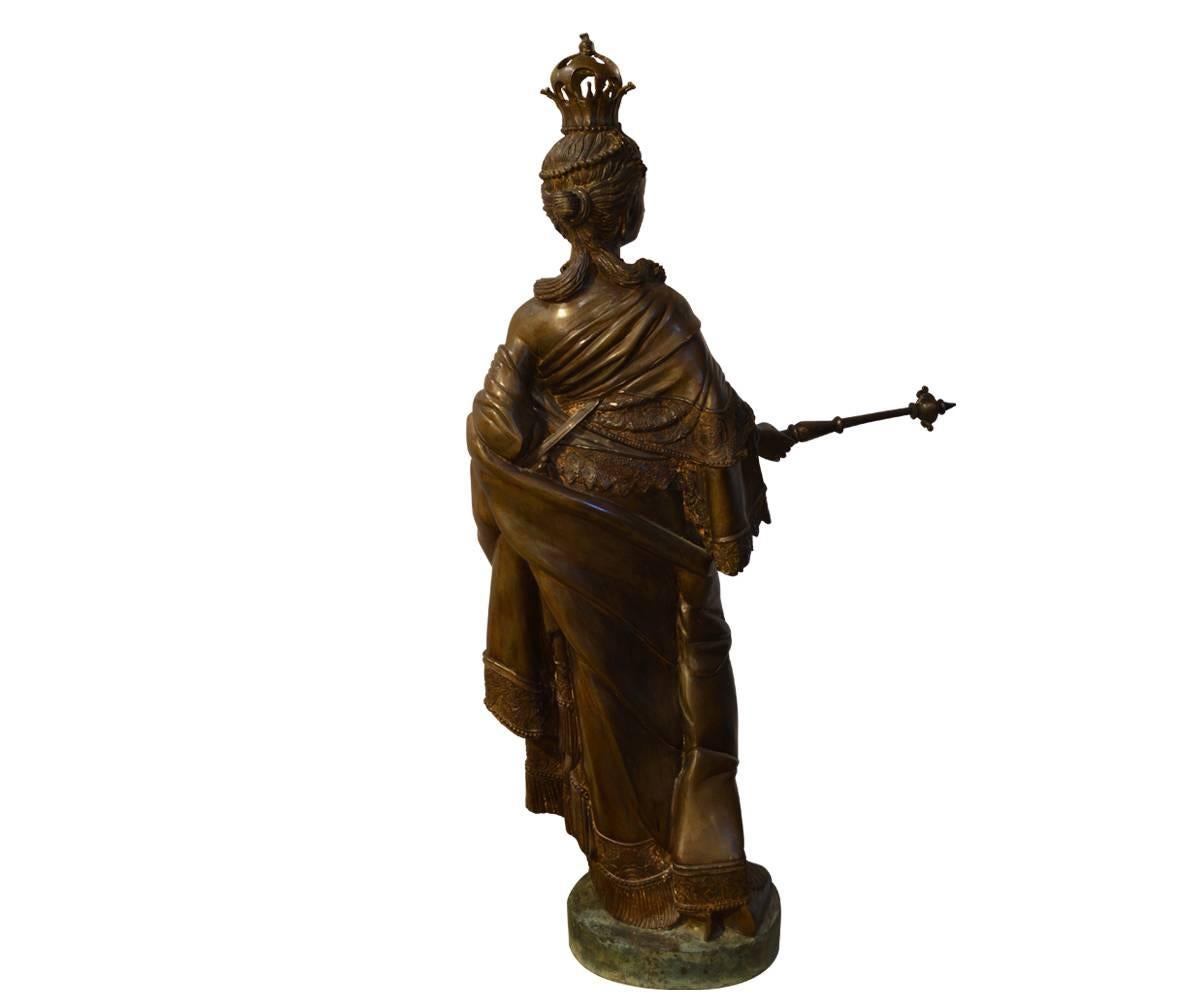 Medieval  Important Large Bronze Crowned Royal Figure with Scepter For Sale
