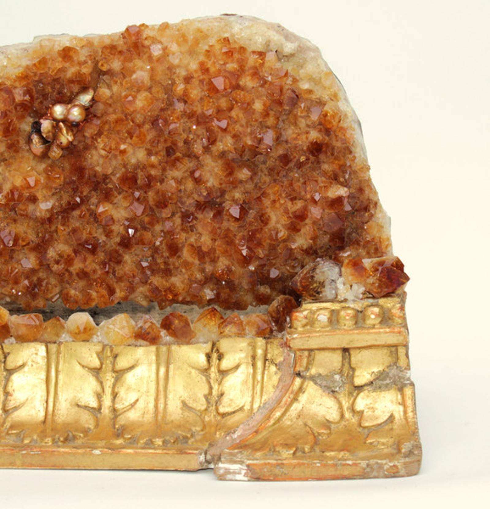 Citrine in Matrix on Base with 18th Century Gold Leaf Molding / Art Accessory In Distressed Condition In Atlanta, GA