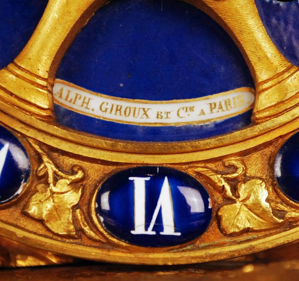 Kaminuhr aus vergoldeter Bronze von Alphonse Alph Giroux, signiert, um 1860 im Angebot 3