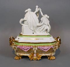 Old Paris Porcelain Jewelry Box Casket Bisque Parian Sculpture Rare