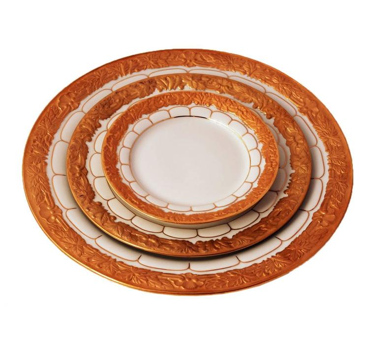 Meissen Dinner Plates Set Service for 12 Gilt White Golden Baroque