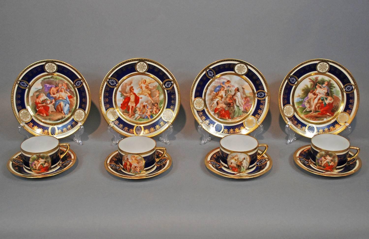 Néoclassique Service à café et à thé pour 16 personnes de style royal viennois, vers 1930 en vente