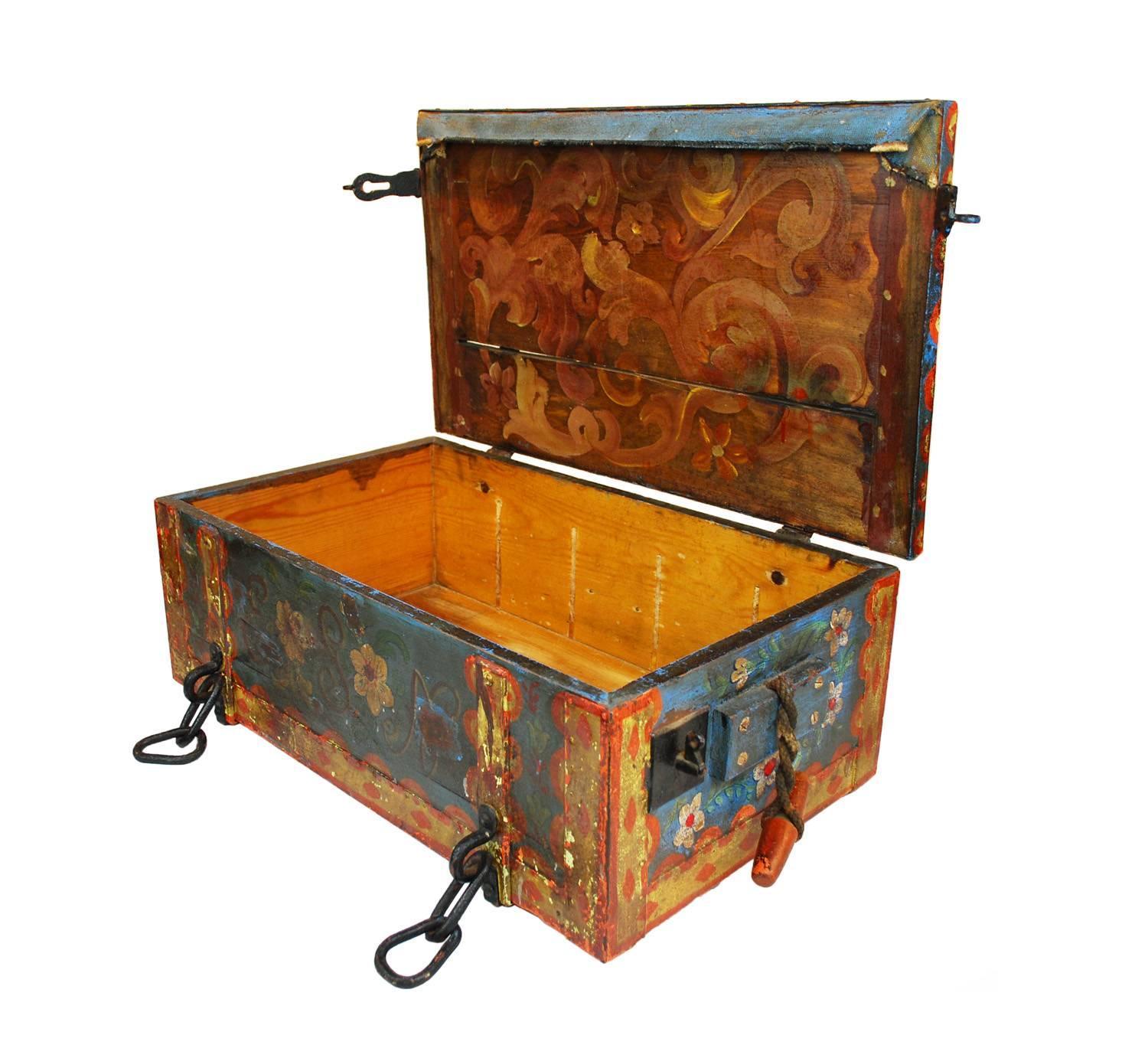 Antique Painted Wooden Steamer Trunk Ship Sailing Boat For Sale at 1stdibs