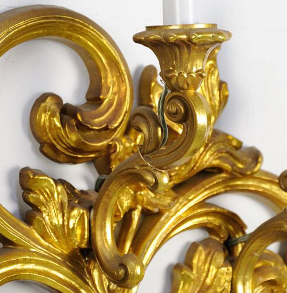 Gran Aplique de Pared Dorado Estilo Luis XV Nueve Luces en Bueno estado para la venta en Austin, TX
