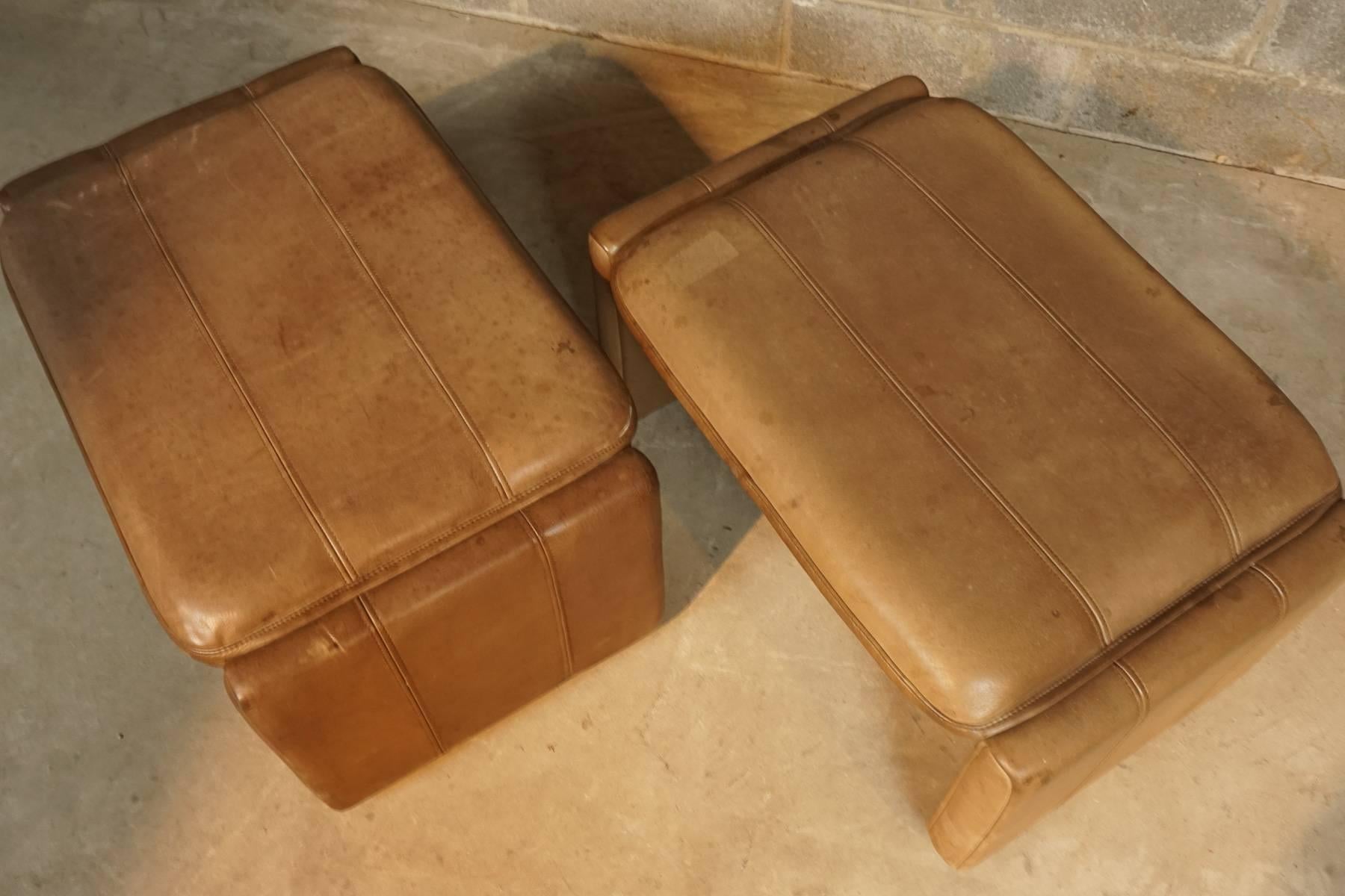 Pair of leather stools in thick buffalo leather. Manufactured by De Sede and made in Switzerland.