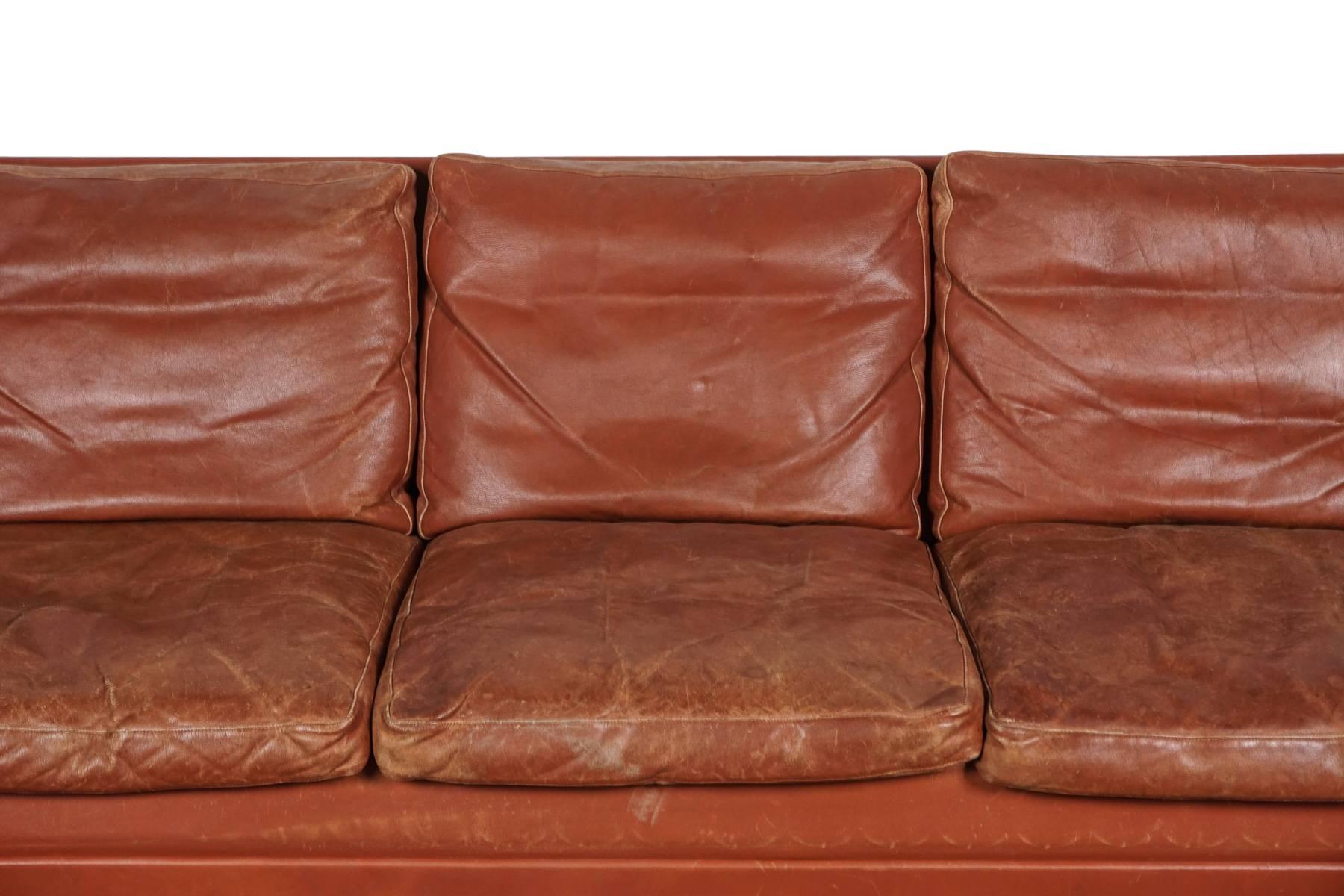 Danish Mid-Century Sofa in Red Leather Designed by Georg Thams In Good Condition In Nashville, TN