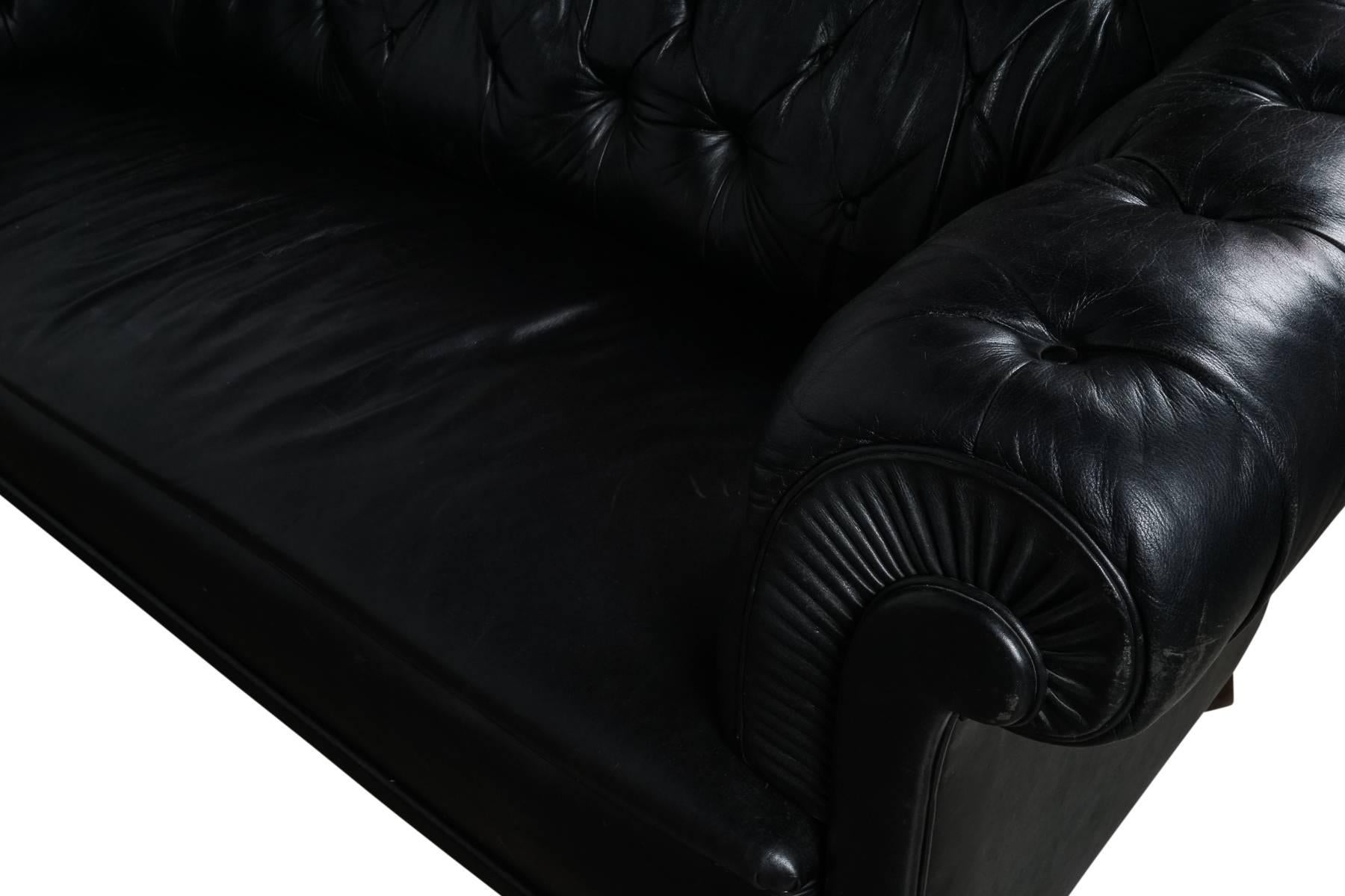 Vintage Black Leather Chesterfield Sofa 3