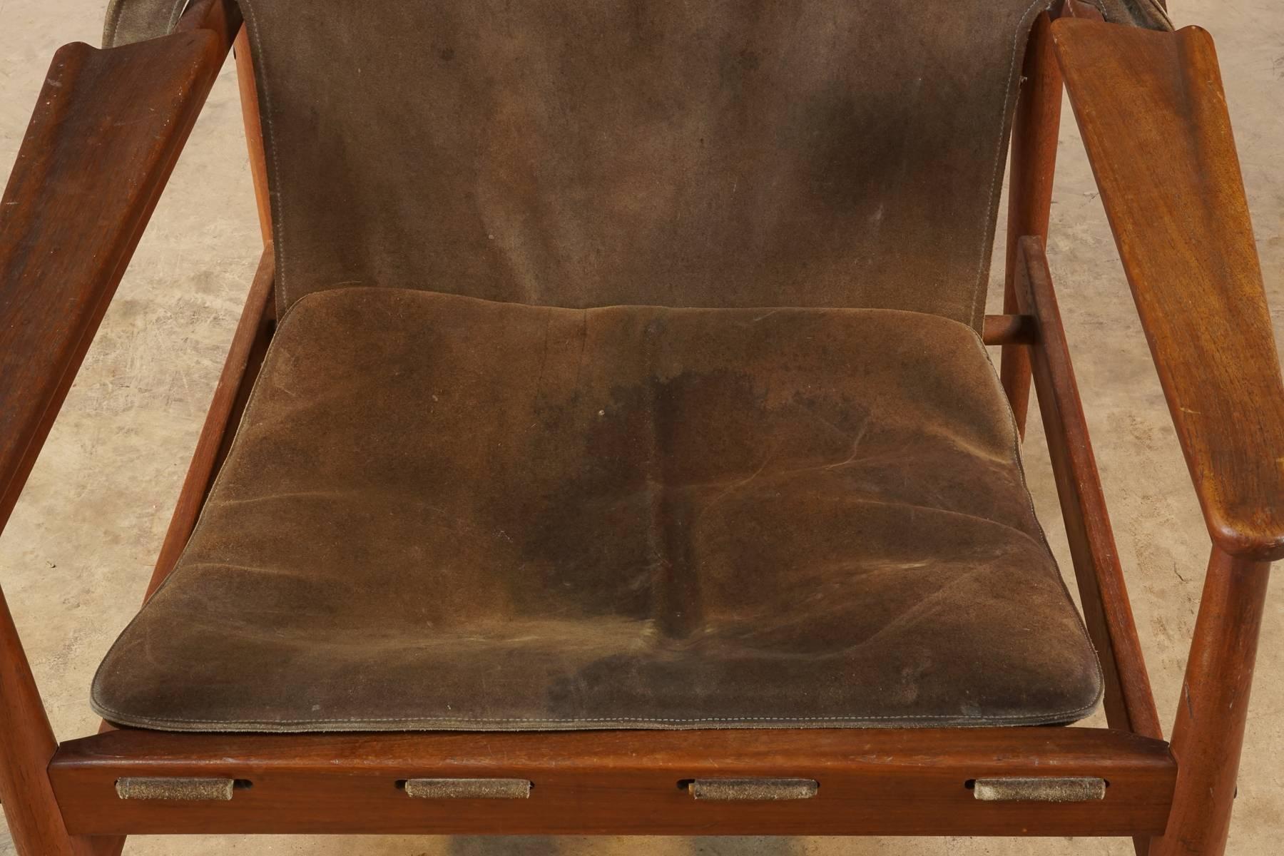 Rare Hans Olsen Safari Chair with Suede Leather, Sweden, circa 1960 2