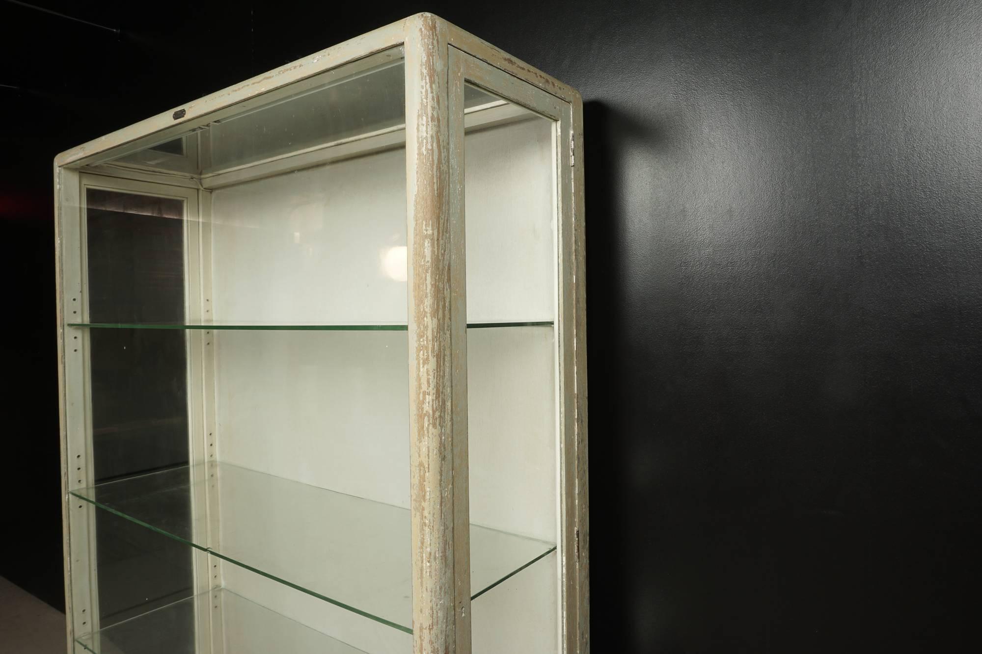 French Glass Display Cabinet, circa 1940 In Good Condition For Sale In Nashville, TN