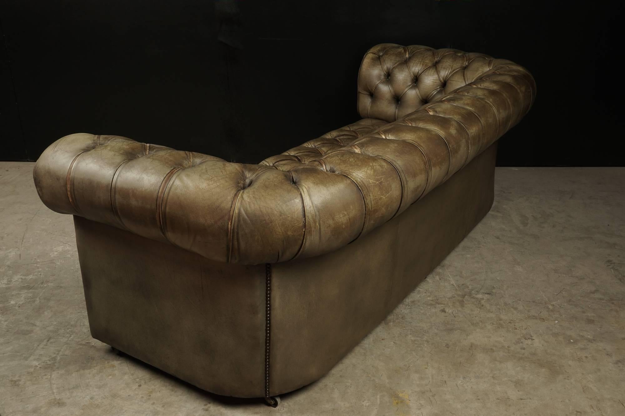 Mid-20th Century Chesterfield Sofa from England, circa 1950
