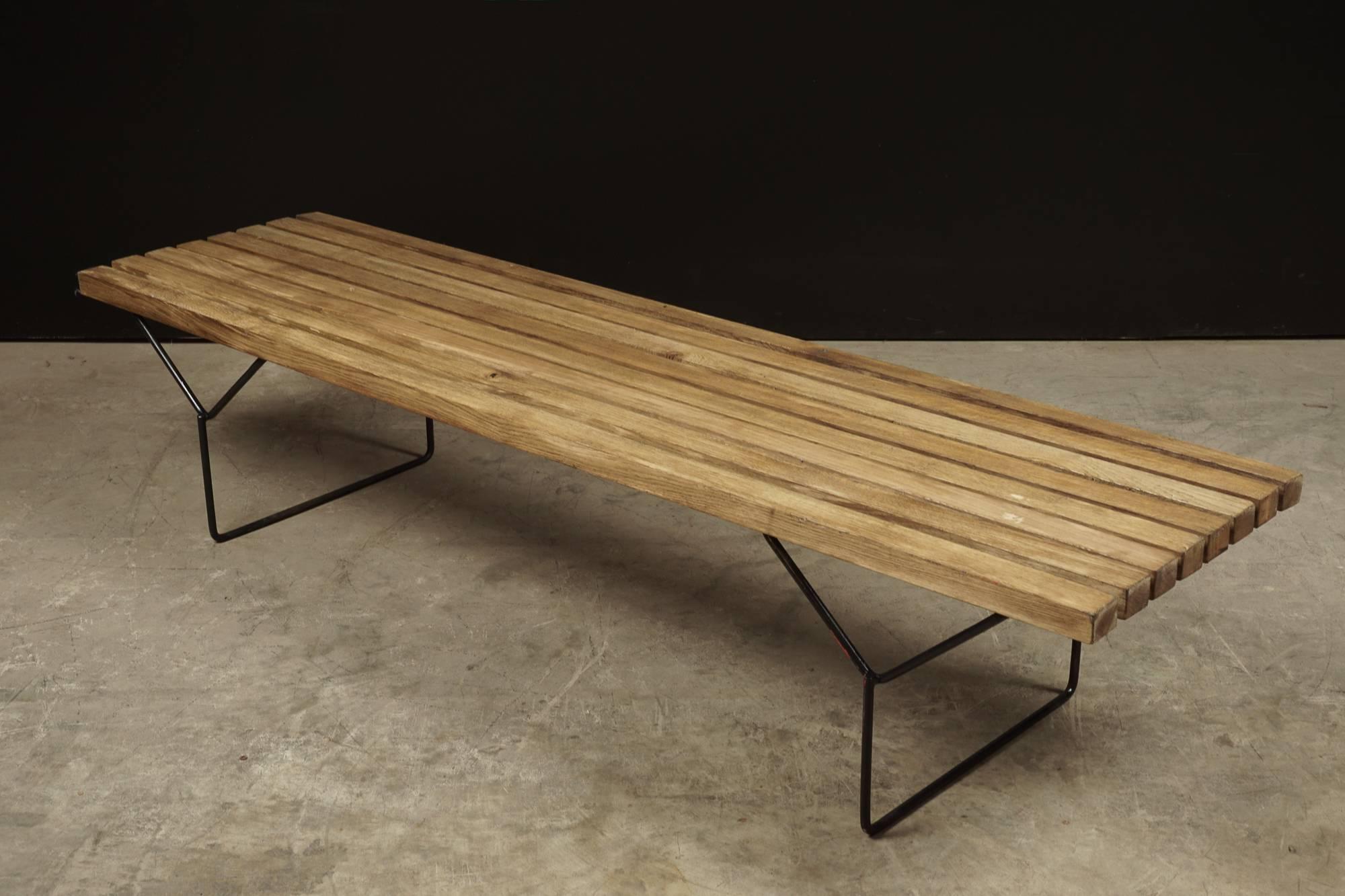 Early Harry Bertoia Bench in Oak, Manufactured by Knoll, circa 1950 In Good Condition In Nashville, TN