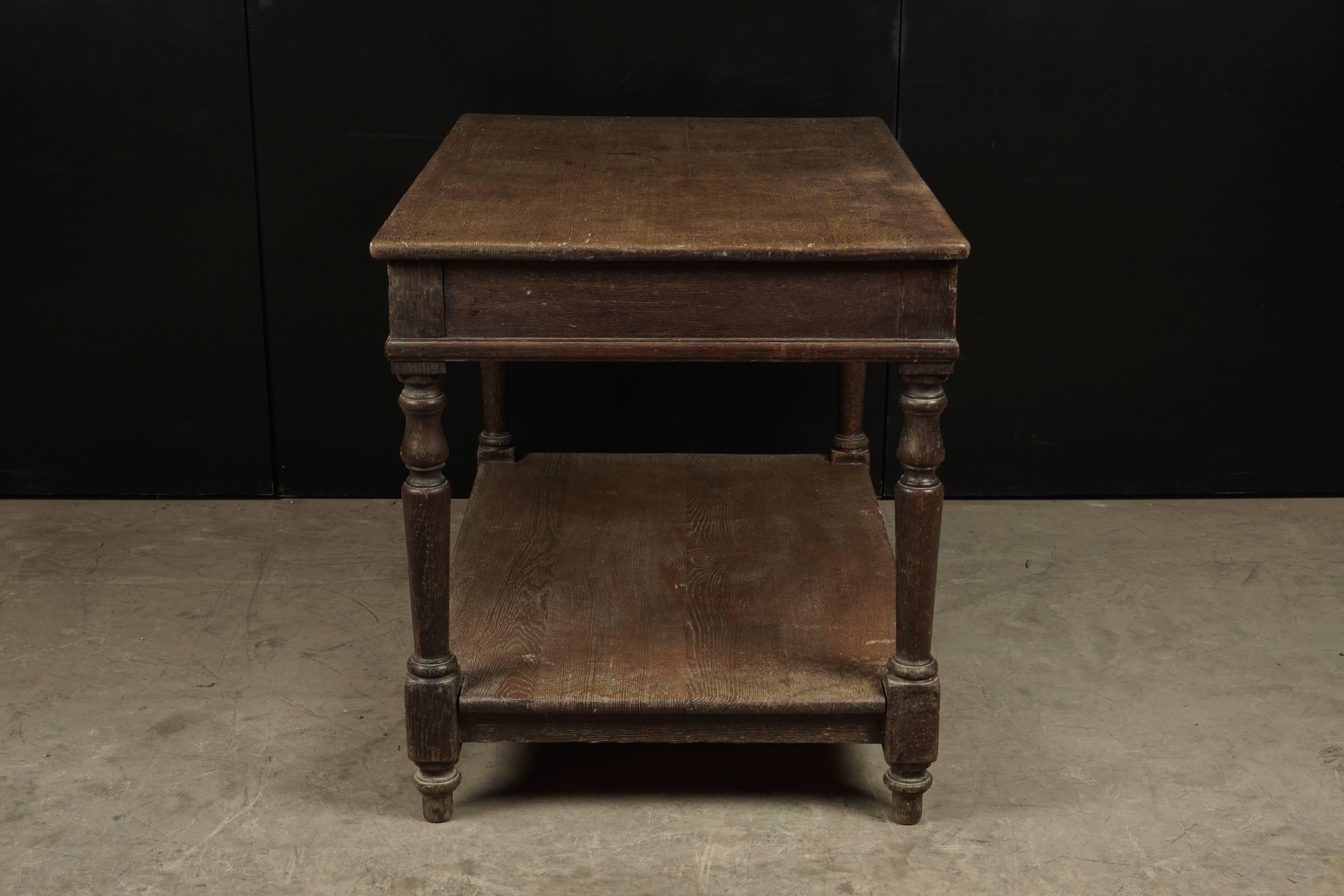 European French Console Table in Oak, circa 1920