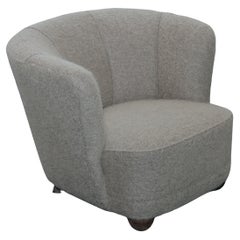Lounge Chairs