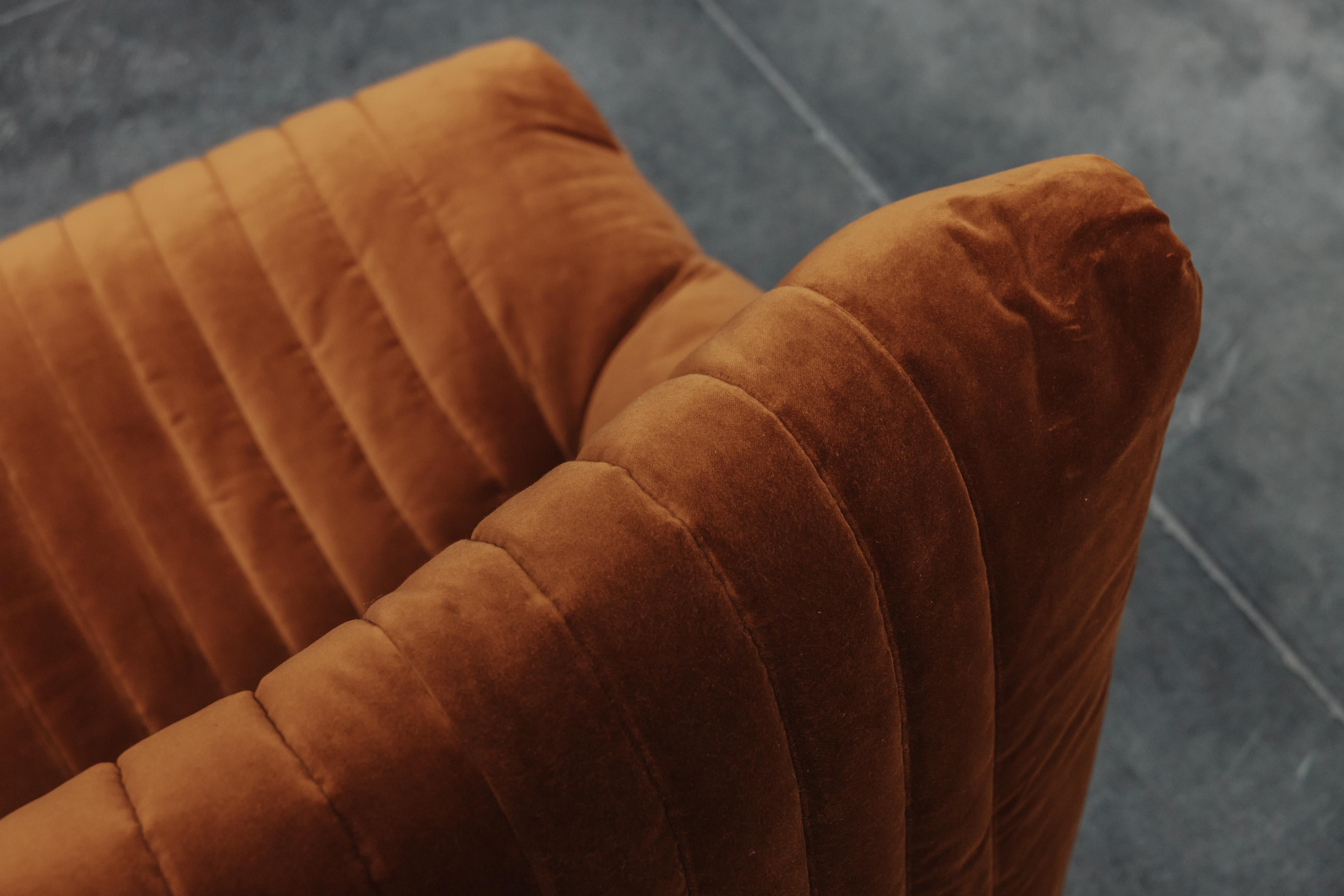 Tissu d'ameublement Vintage Ligne Roset Aralia Sofa From France, Circa 1970 en vente