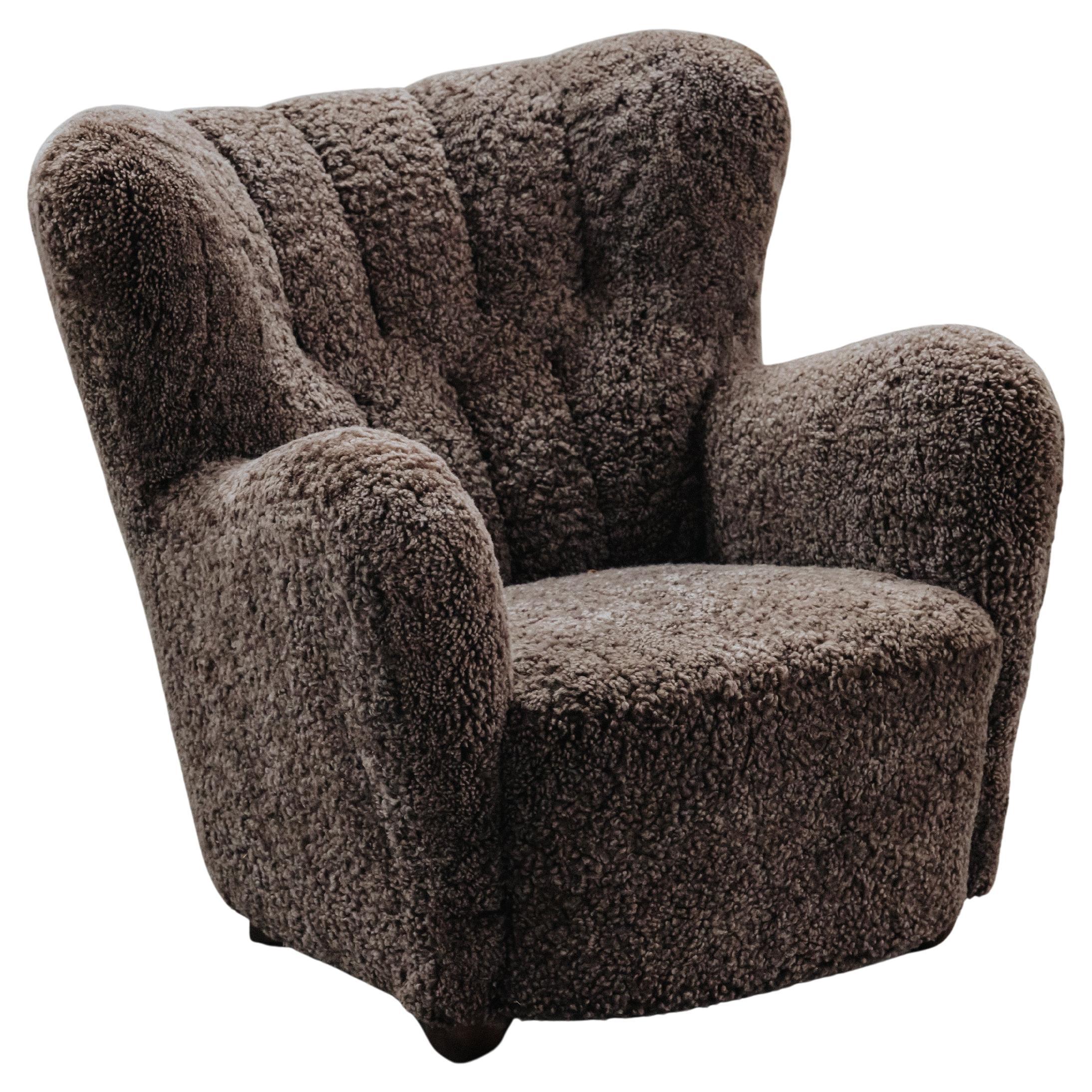 Chaise d'ébéniste vintage en shearling du Danemark, Circa 1950