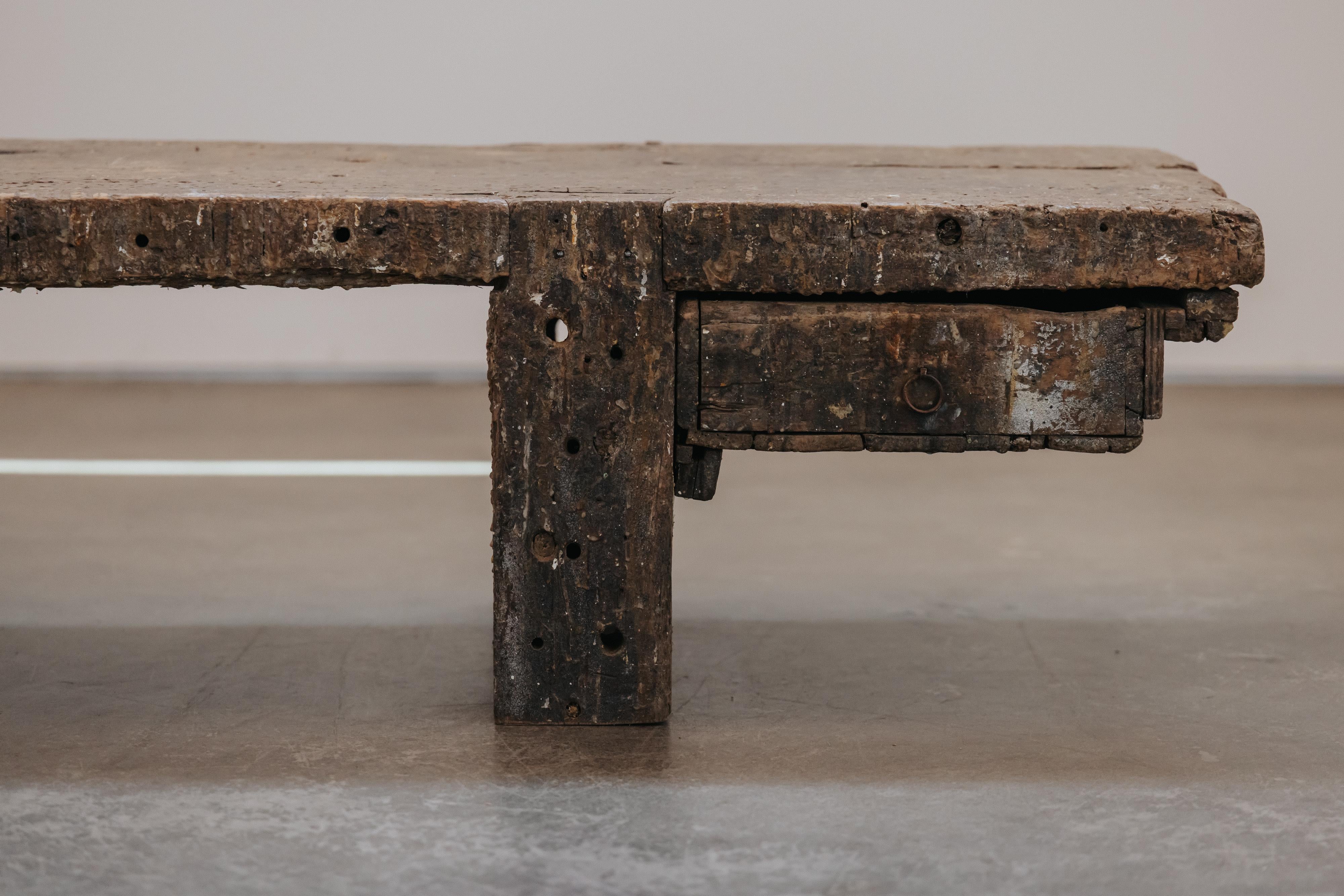 Mesa de centro primitiva de Francia, circa 1900 en Bueno estado para la venta en Nashville, TN
