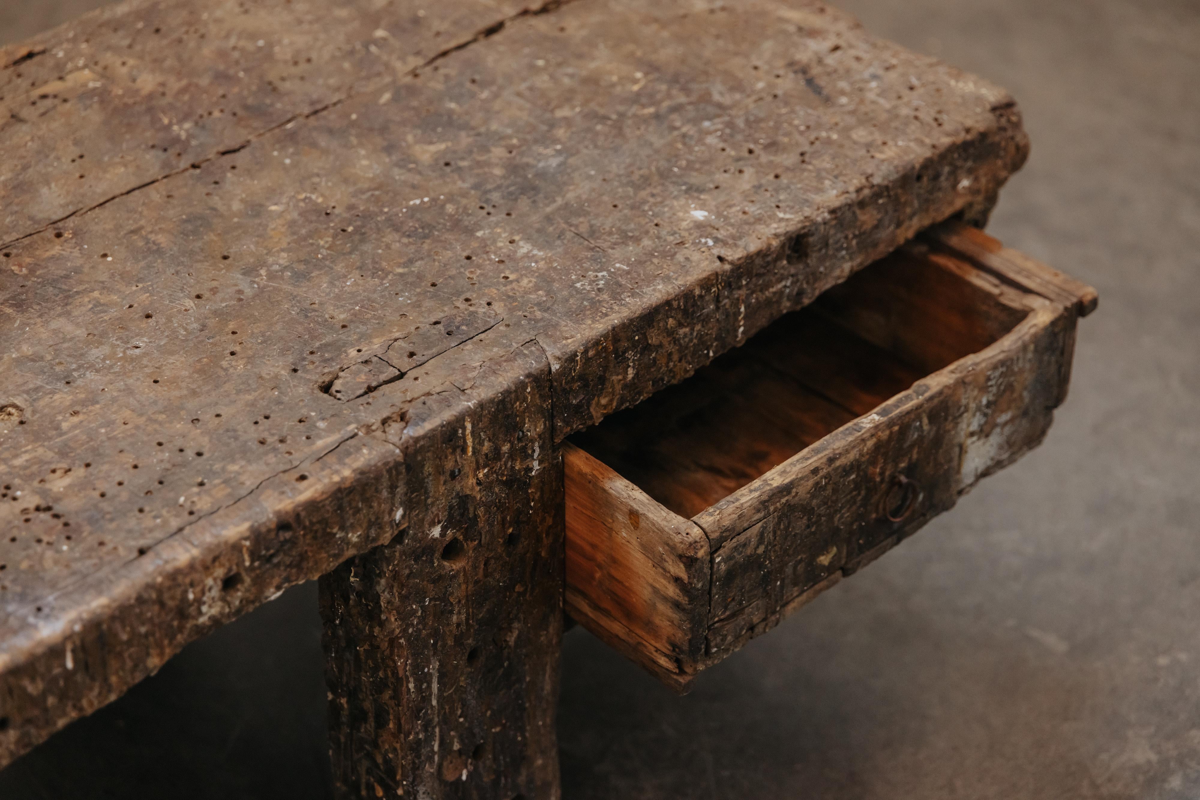 Mesa de centro primitiva de Francia, circa 1900 Pino en venta