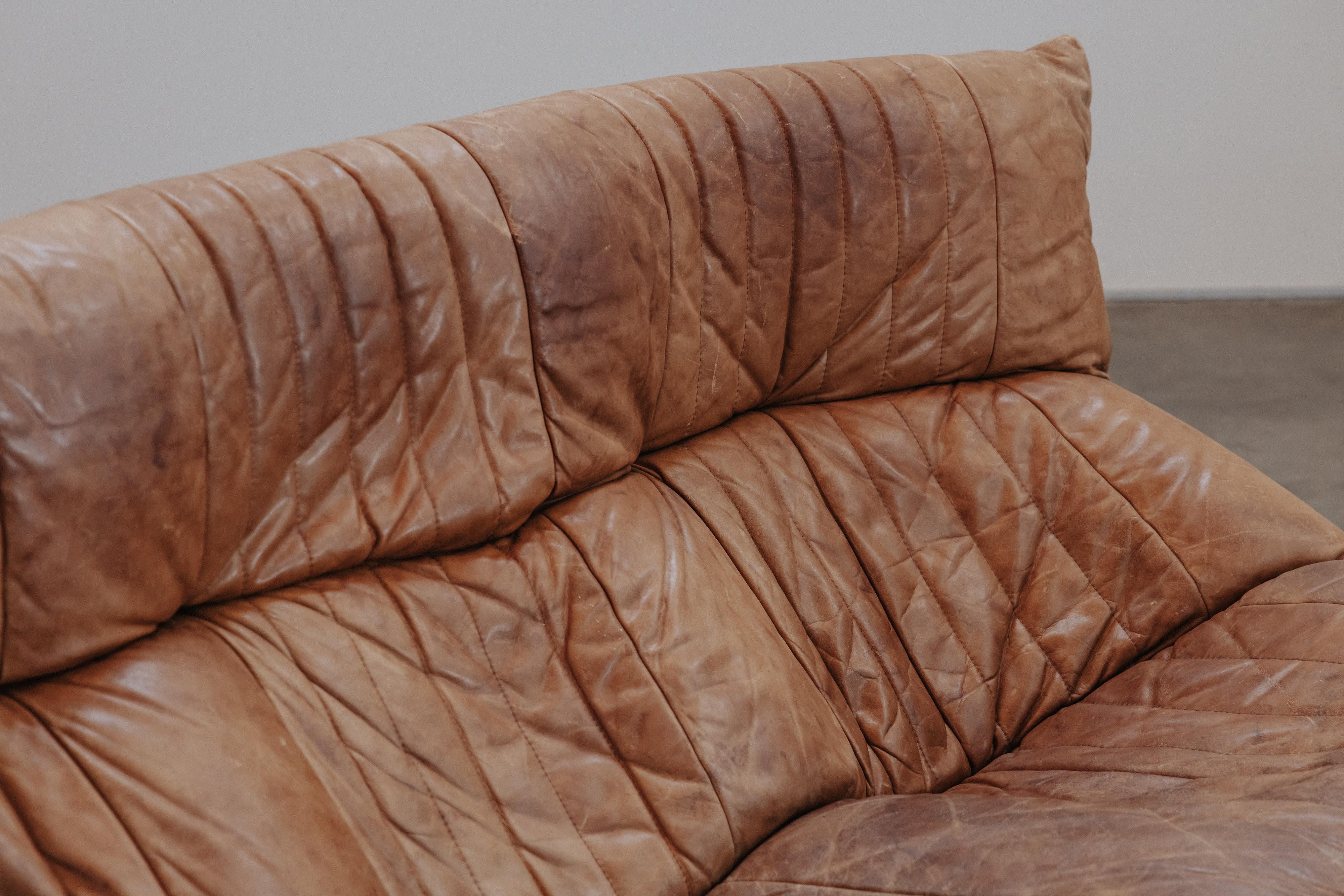 Vintage Leather Ligne Roset Sofa, Model Arelia, Circa 1970 In Good Condition For Sale In Nashville, TN