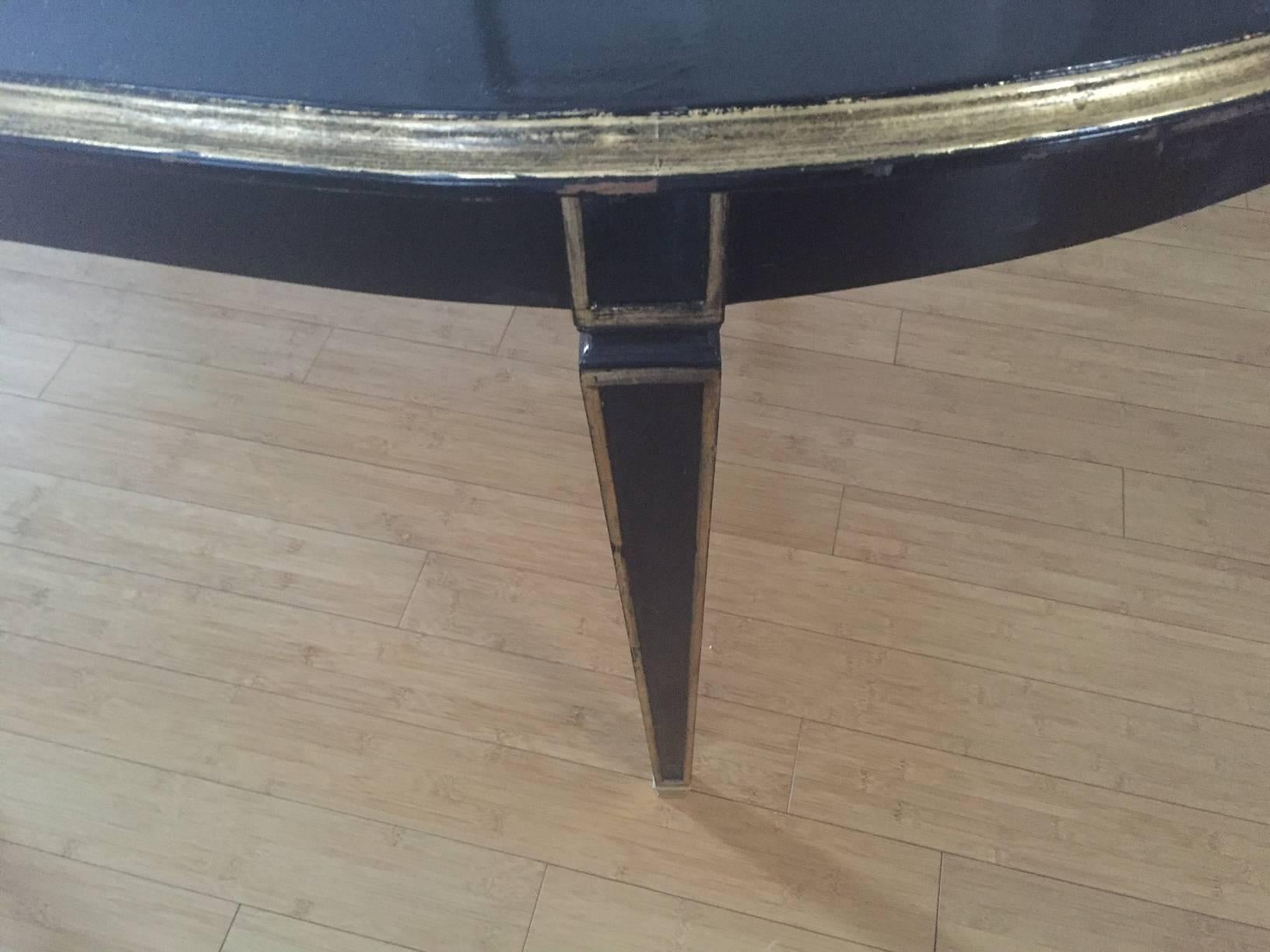 Louis XVI Style Dining Table in Black with Gilt Accents For Sale 1