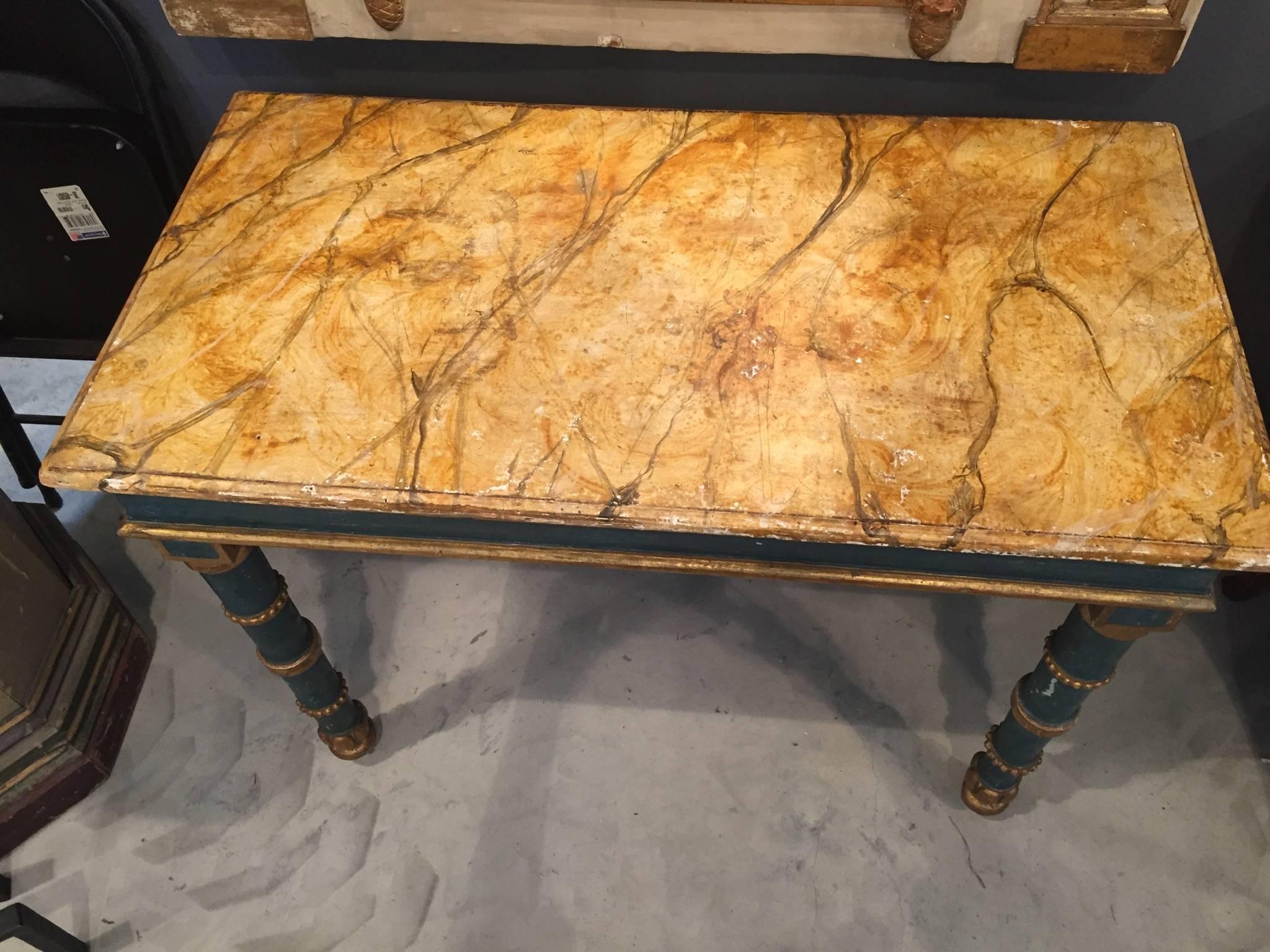 Italian 18th Century Painted and Giltwood Table with Faux Marble Top In Good Condition For Sale In Nashville, TN