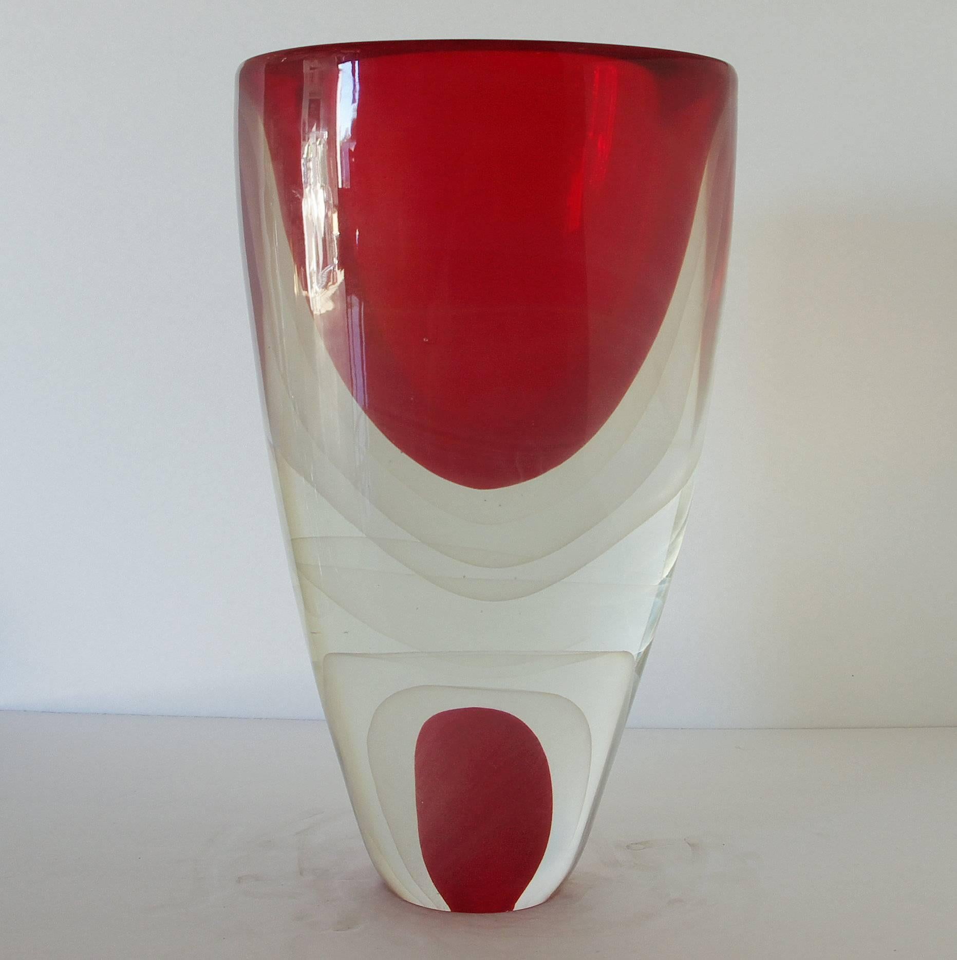 Italian vintage vase with red and clear Murano glass crafted in Sommerso or submerged technique by Romano Dona, signed 