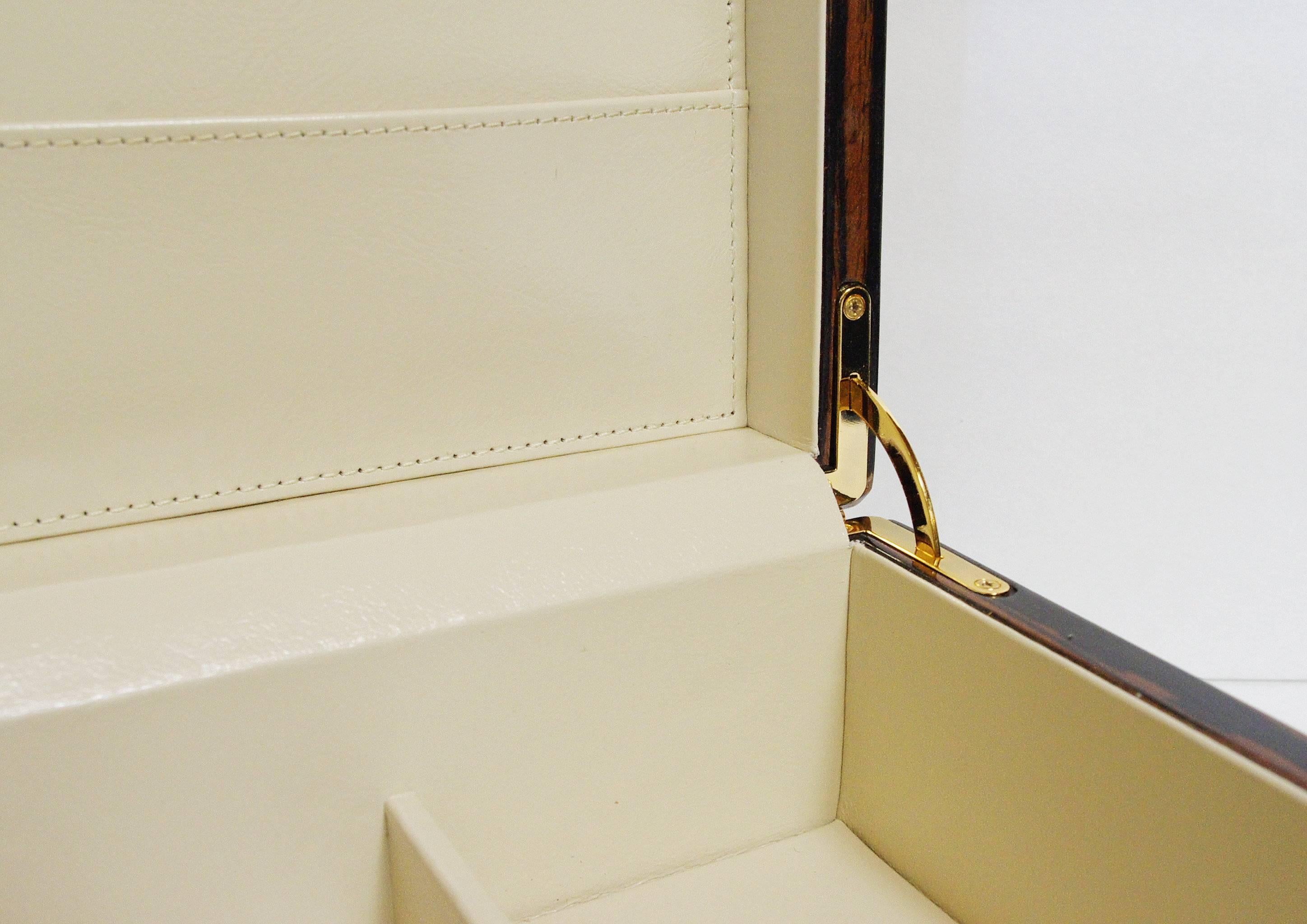 Amenity Box in Brown Macassar with Ivory Shagreen Knob by Fabio Bergomi 1