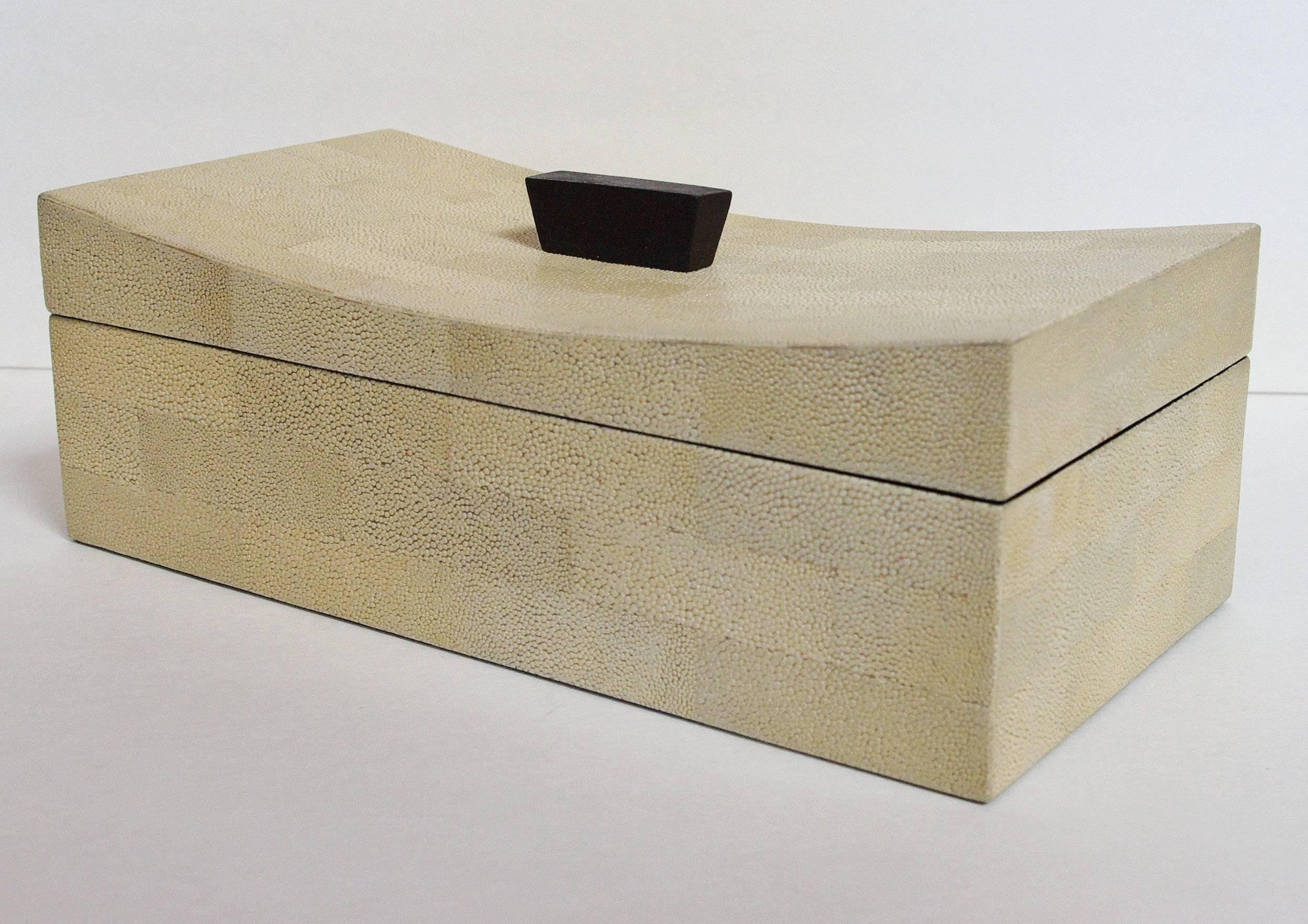 Beige shagreen box with curved lid with gray suede interior
Depth: 5 inches / Width: 10 inches / Height: 3 inches
1 in stock in Palm Springs currently ON SALE for $699 each!!!
Order Reference #: MR18

This piece makes for great and unique gift! 