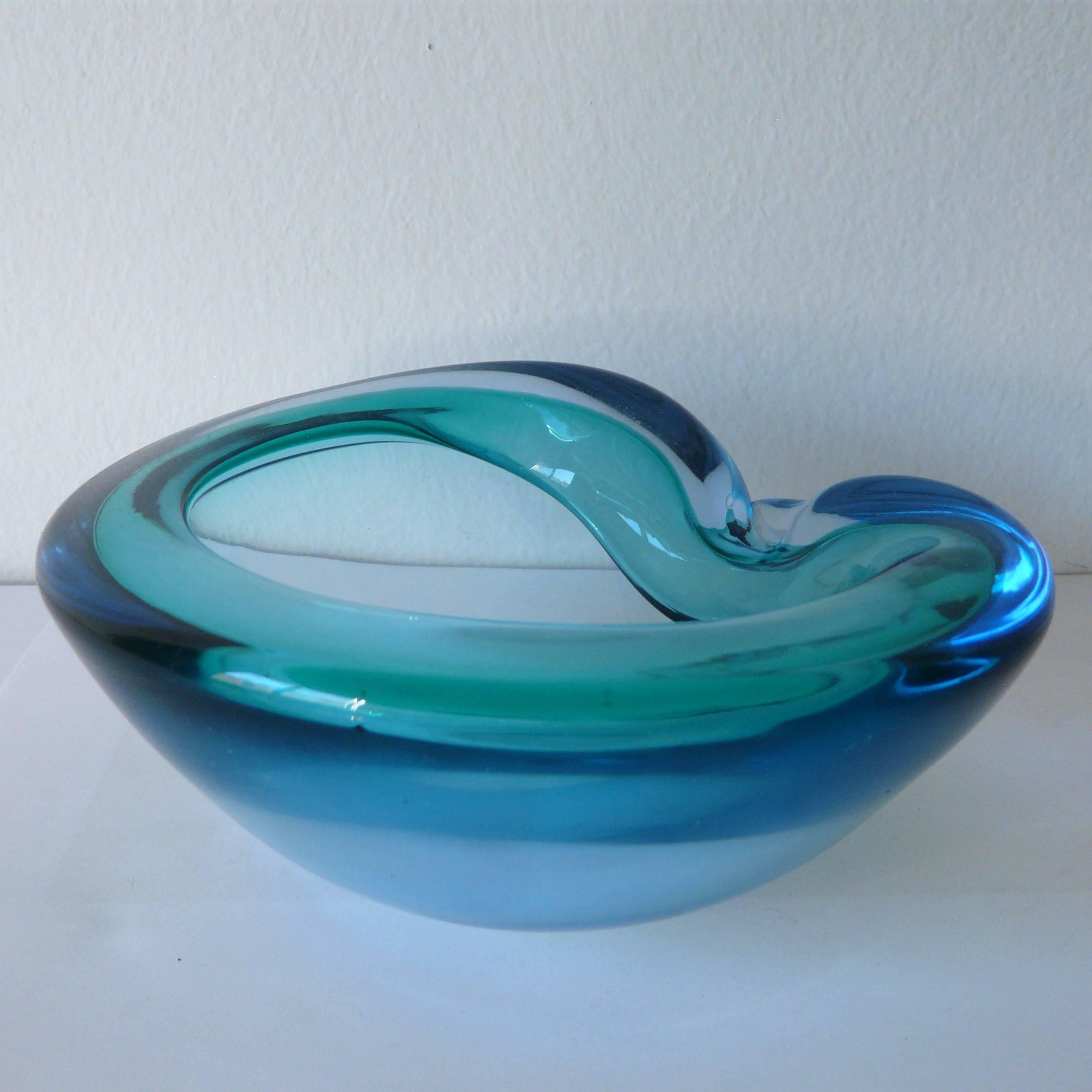 Italian Murano Glass Ashtray / Bowl In Excellent Condition In Los Angeles, CA