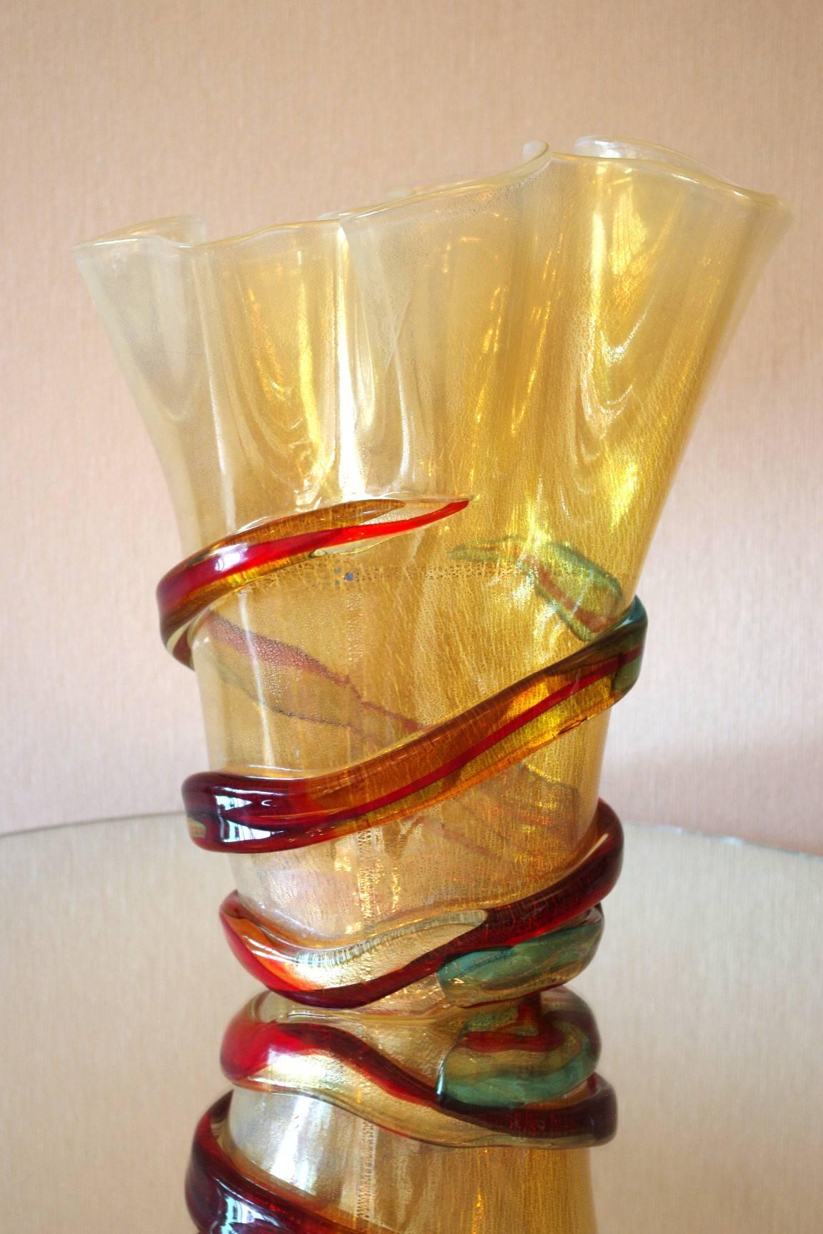 Italian Gold and Multicolor Murano Glass Vase In Excellent Condition In Los Angeles, CA