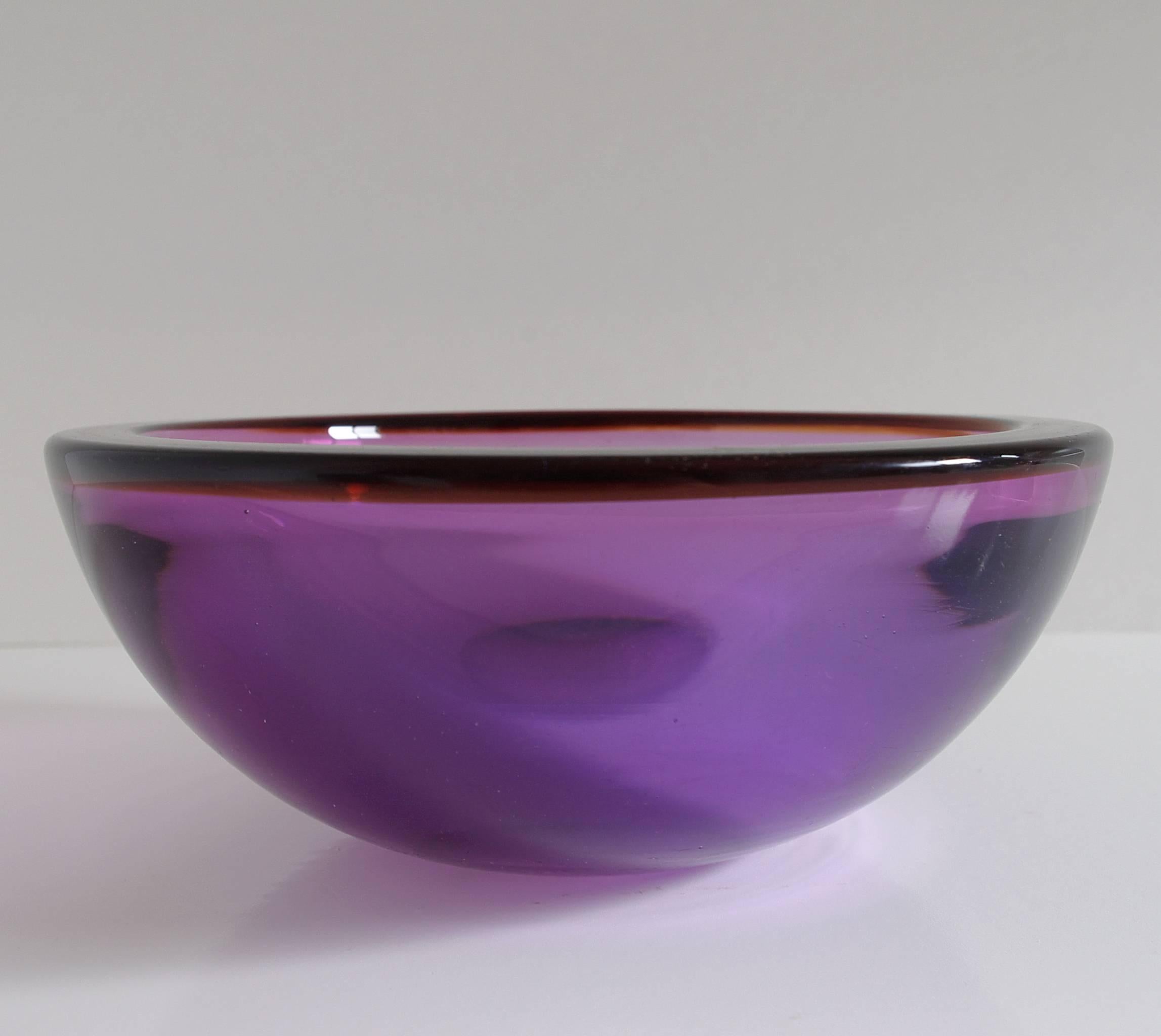 Mid-Century Modern Italian Amethyst Murano Glass Bowl
