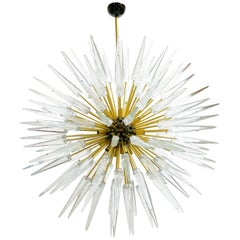 Lustre Spoutnik de Puntali par Fabio Ltd