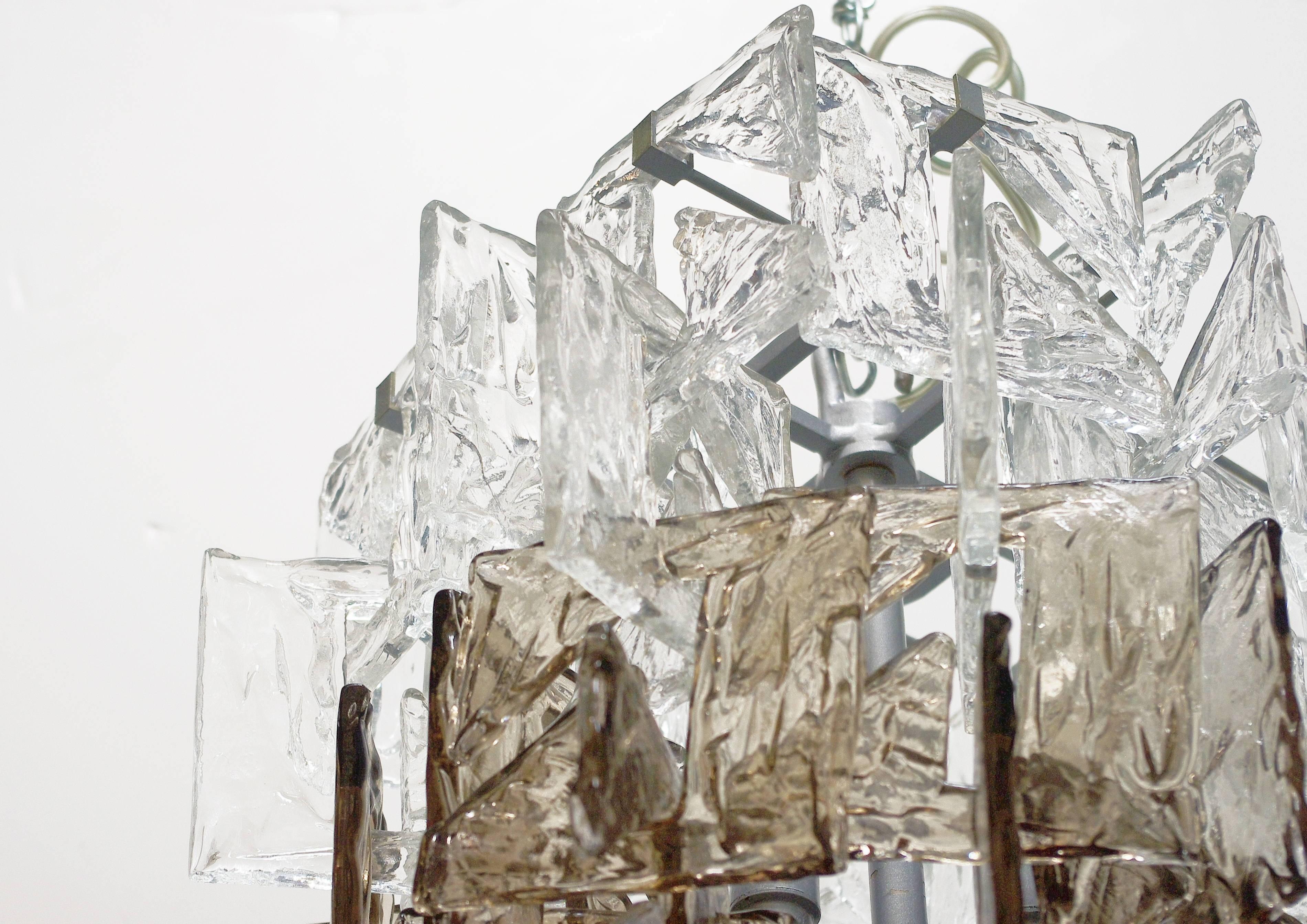 Murano Smoky and Clear Square C-Link Glass Chandelier by Mazzega In Excellent Condition In Los Angeles, CA
