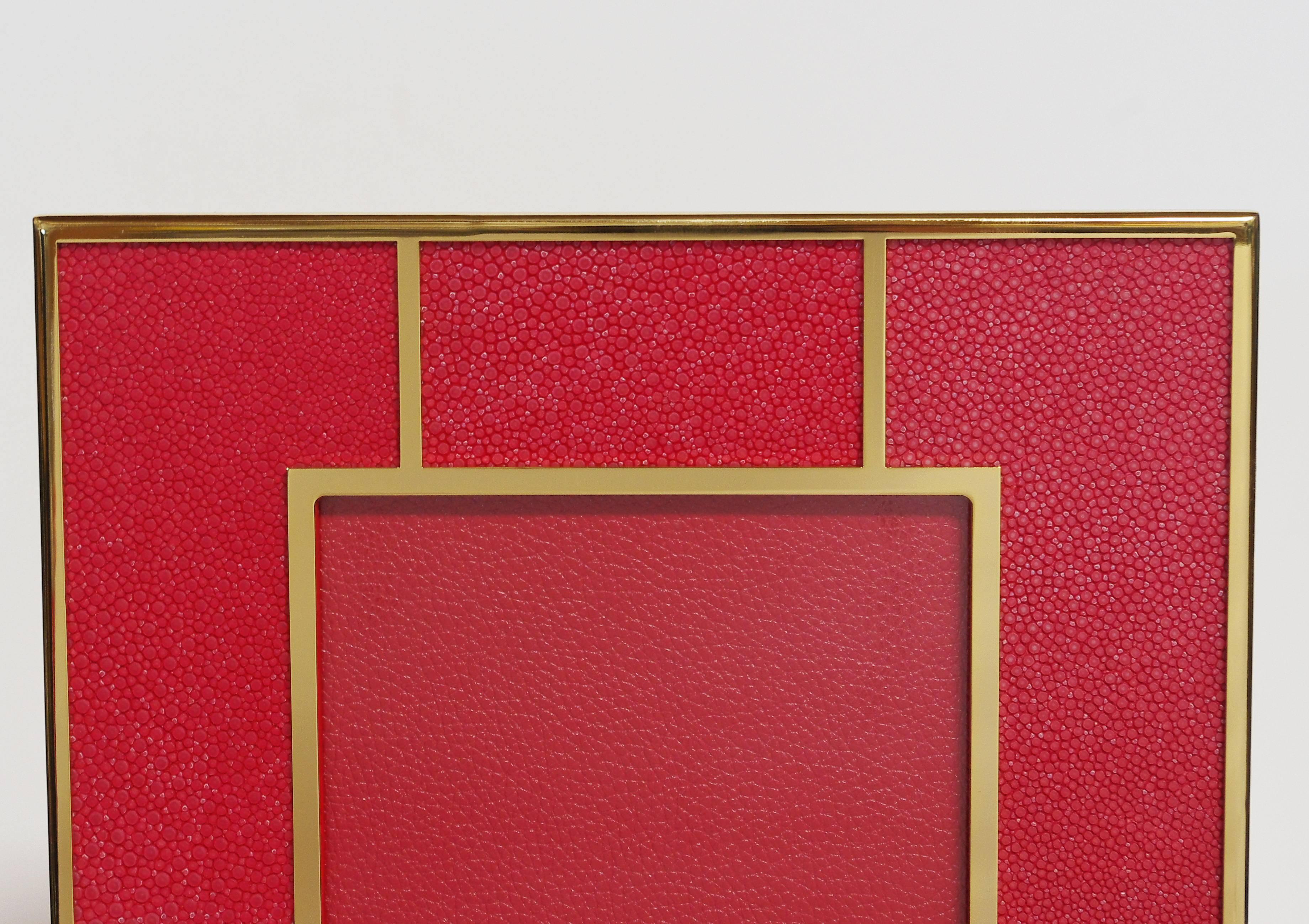 Modern Rectangular Red Shagreen Gold-Plated Photo Frame for 5