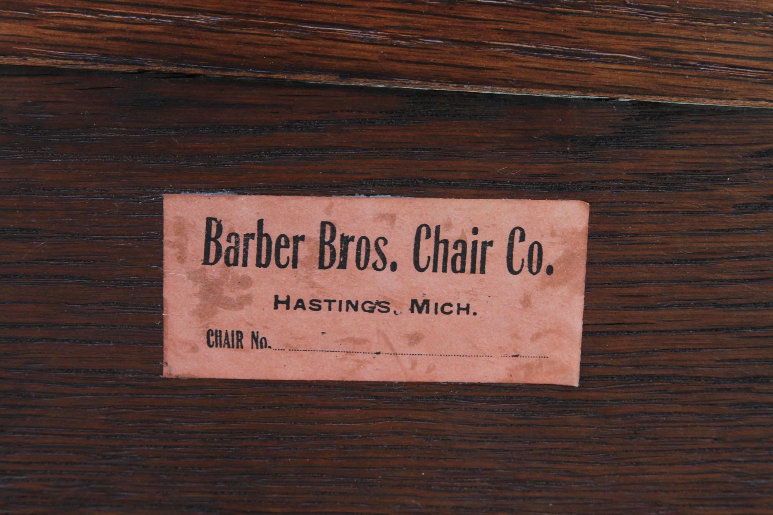 American Barber Brothers Arts and Crafts Hall Bench, circa 1900-1910