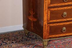 Hervorragender Sekretär-Schrank mit Intarsien im George-III-Stil