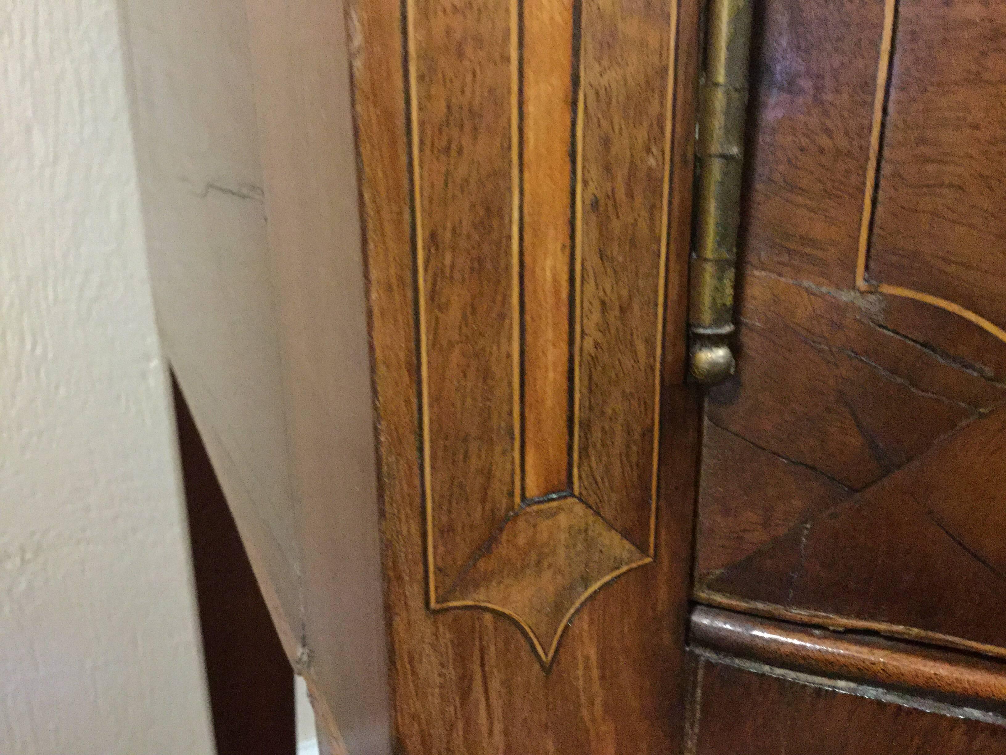Antikes amerikanisches Sideboard/Restaurierung im Federal-Stil, Mid Atlantic States (Intarsie) im Angebot
