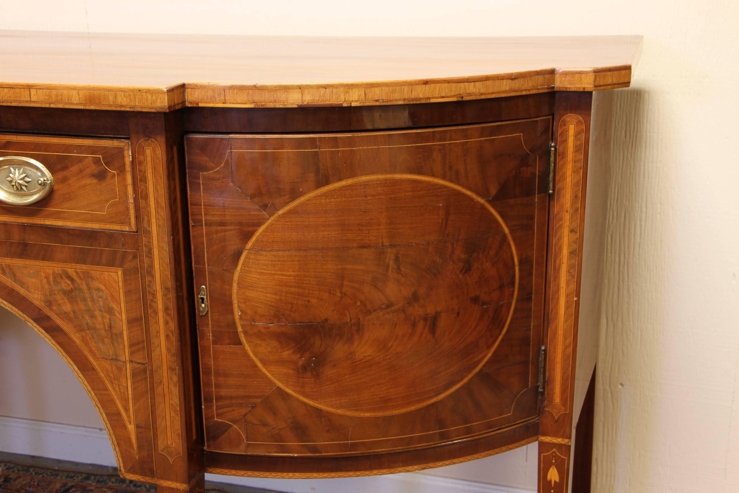 Antikes amerikanisches Sideboard/Restaurierung im Federal-Stil, Mid Atlantic States im Angebot 3