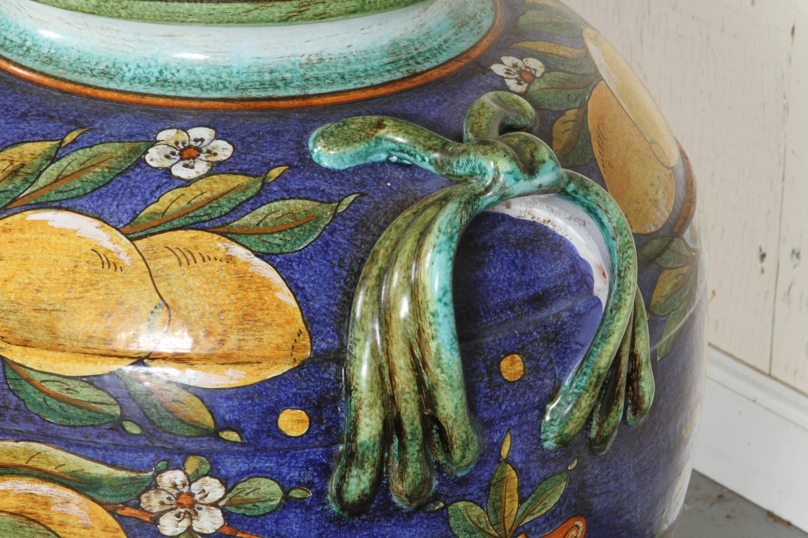 A large and very decorative hand-painted urn from Ravello, Italy. Very good condition with bold and vibrant color.