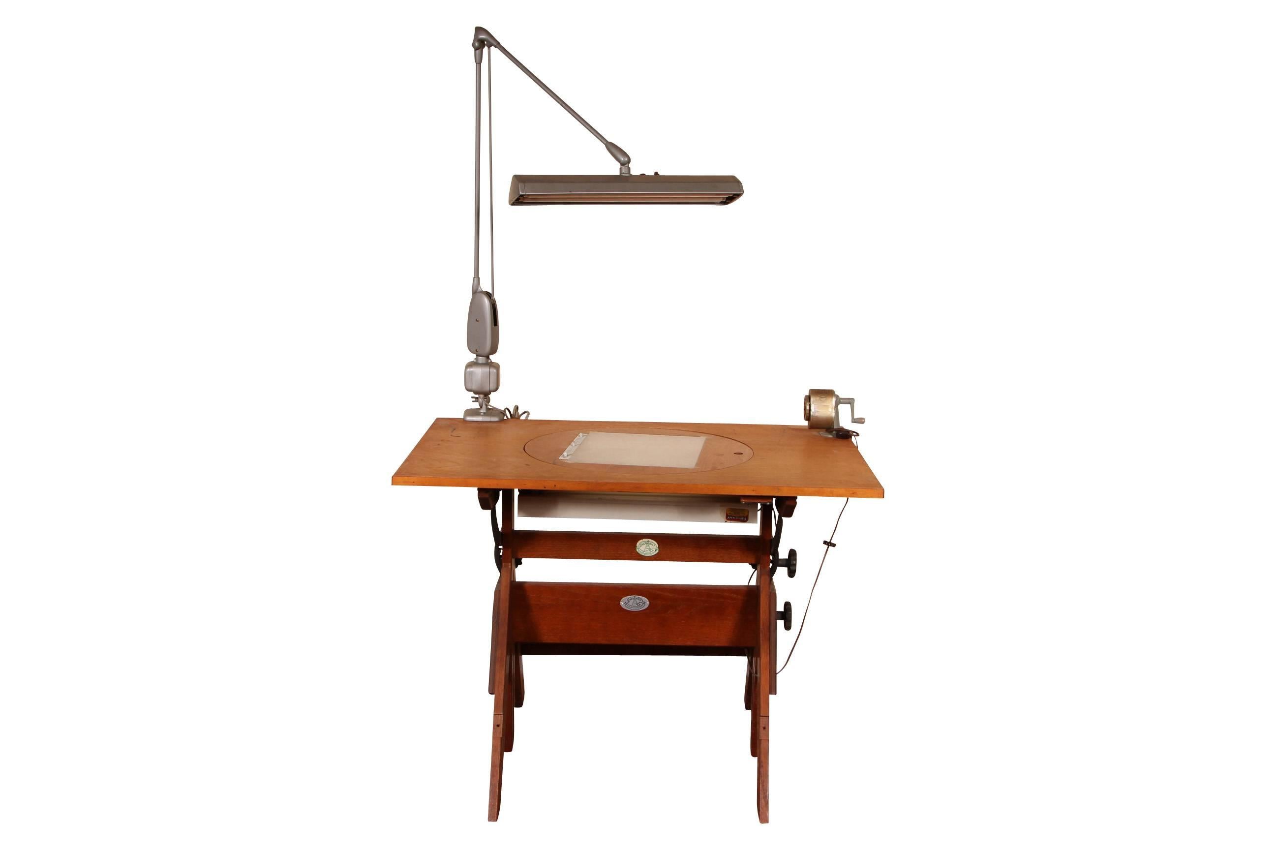 Anco Bilt Industrial Animator's  Table with Light 5