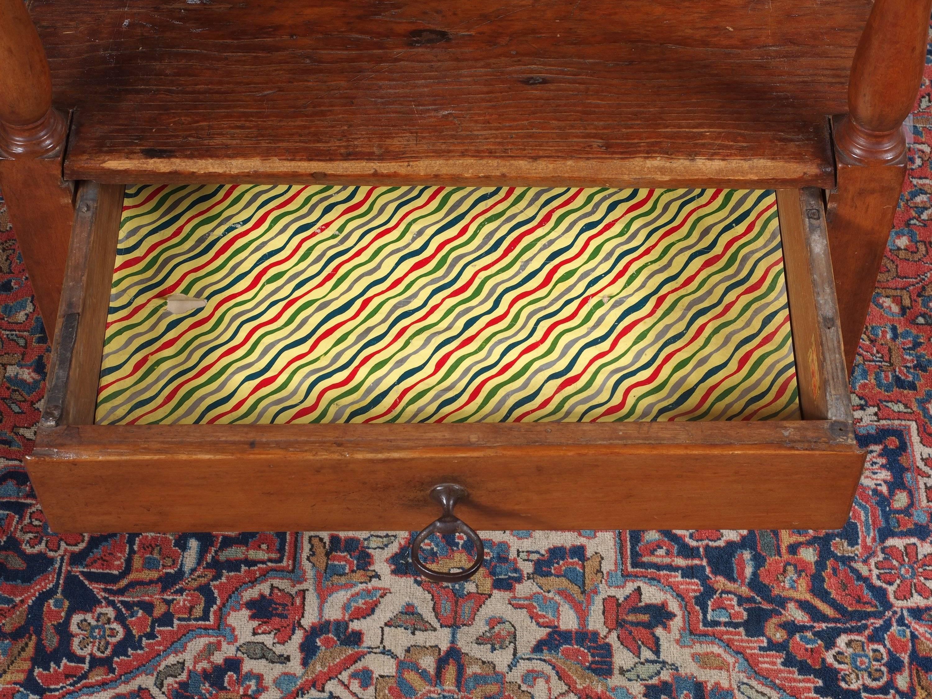 Antique American Pine Table or Bench in Original Condition In Good Condition In Bridgeport, CT