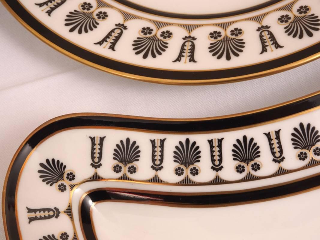Italian Richard Ginori Ercolano Black Extensive Dinnerware Set Consisting Of 263 Pieces