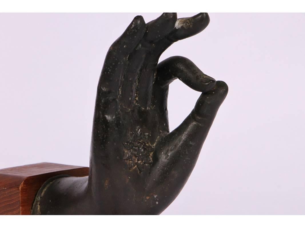Bronze Hand of a Buddha Mounted as a Sculpture In Good Condition In Bridgeport, CT