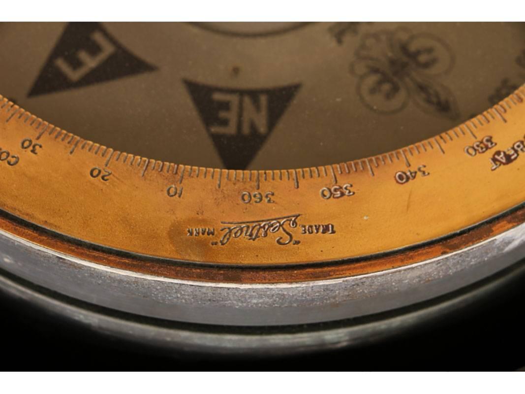 Antique Binnacle Sestrel Compass from Henry Browne & Son In Good Condition In Bridgeport, CT