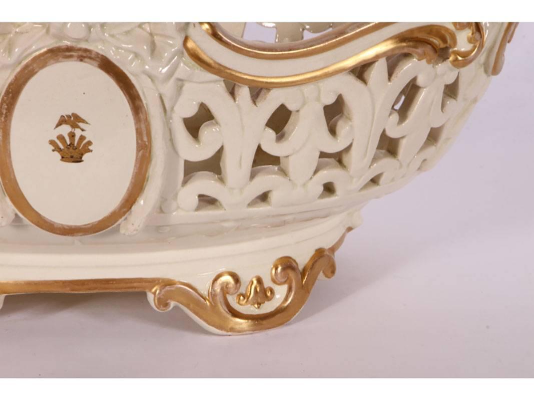 Porcelain Large Antique Wedgwood Creamware Console Bowl