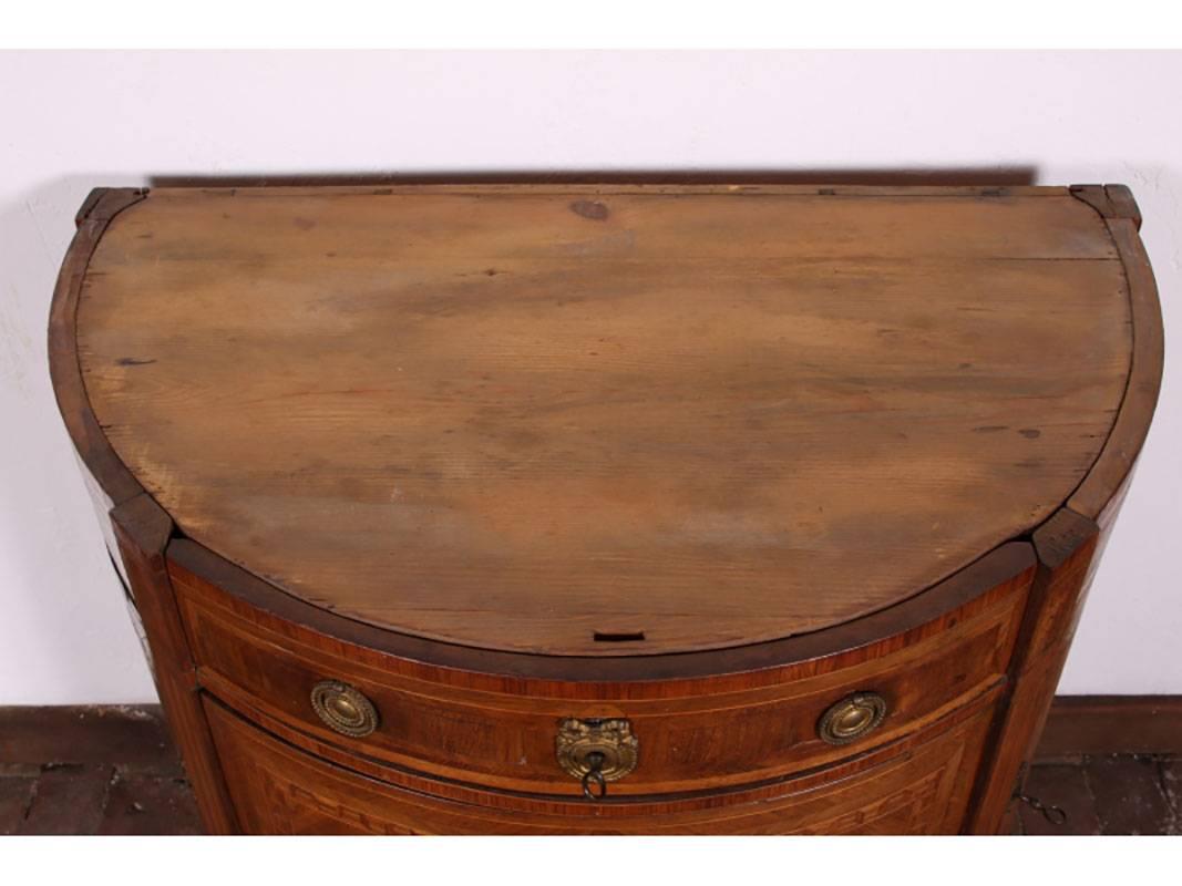 18th Century Demilune Cabinet with Marble Top In Good Condition In Bridgeport, CT