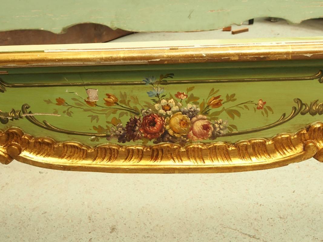 Antique Venetian Gilt and Paint Decorated Bedstead In Distressed Condition In Bridgeport, CT