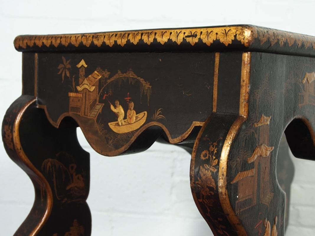 Asian Vintage Chinoiserie Console Table