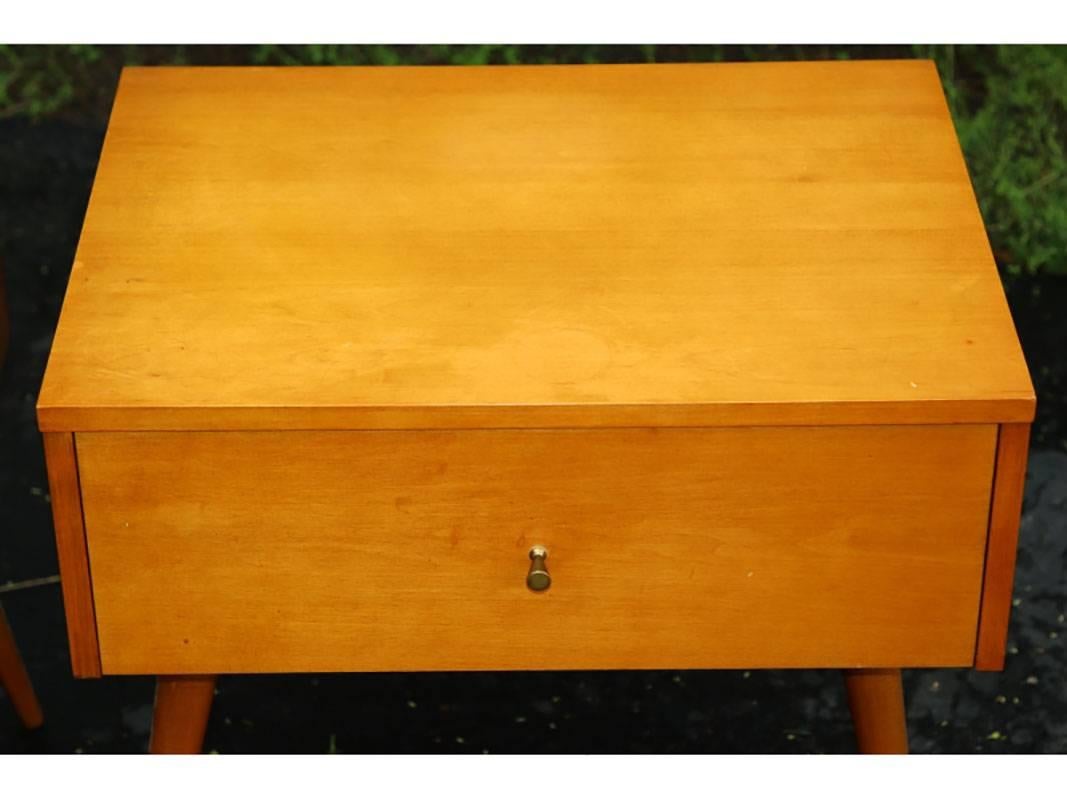 American Pair of Paul McCobb Nightstands for Planner Group
